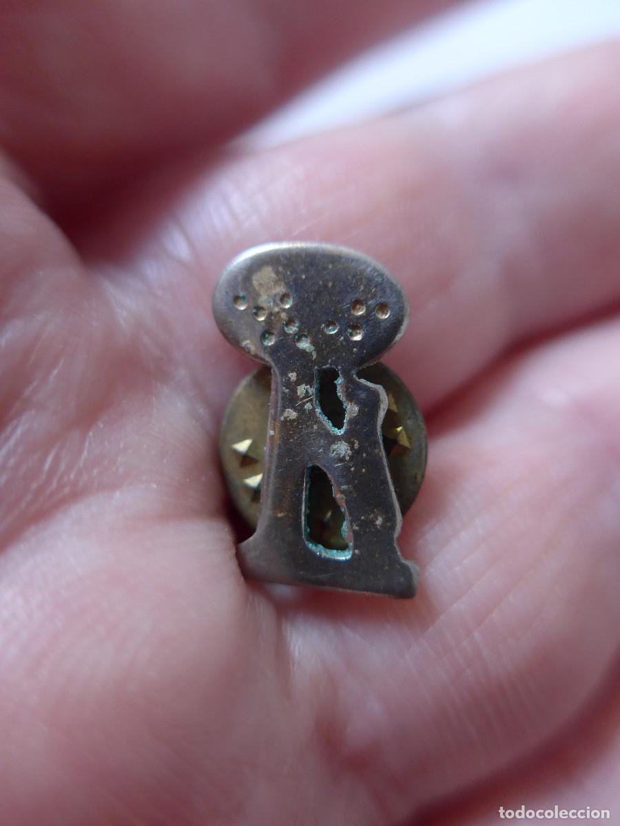 Pins de colecci&oacute;n: PIN DE MADRID CON EL SIMBOLO DEL OSO Y EL MADRO&Ntilde;O