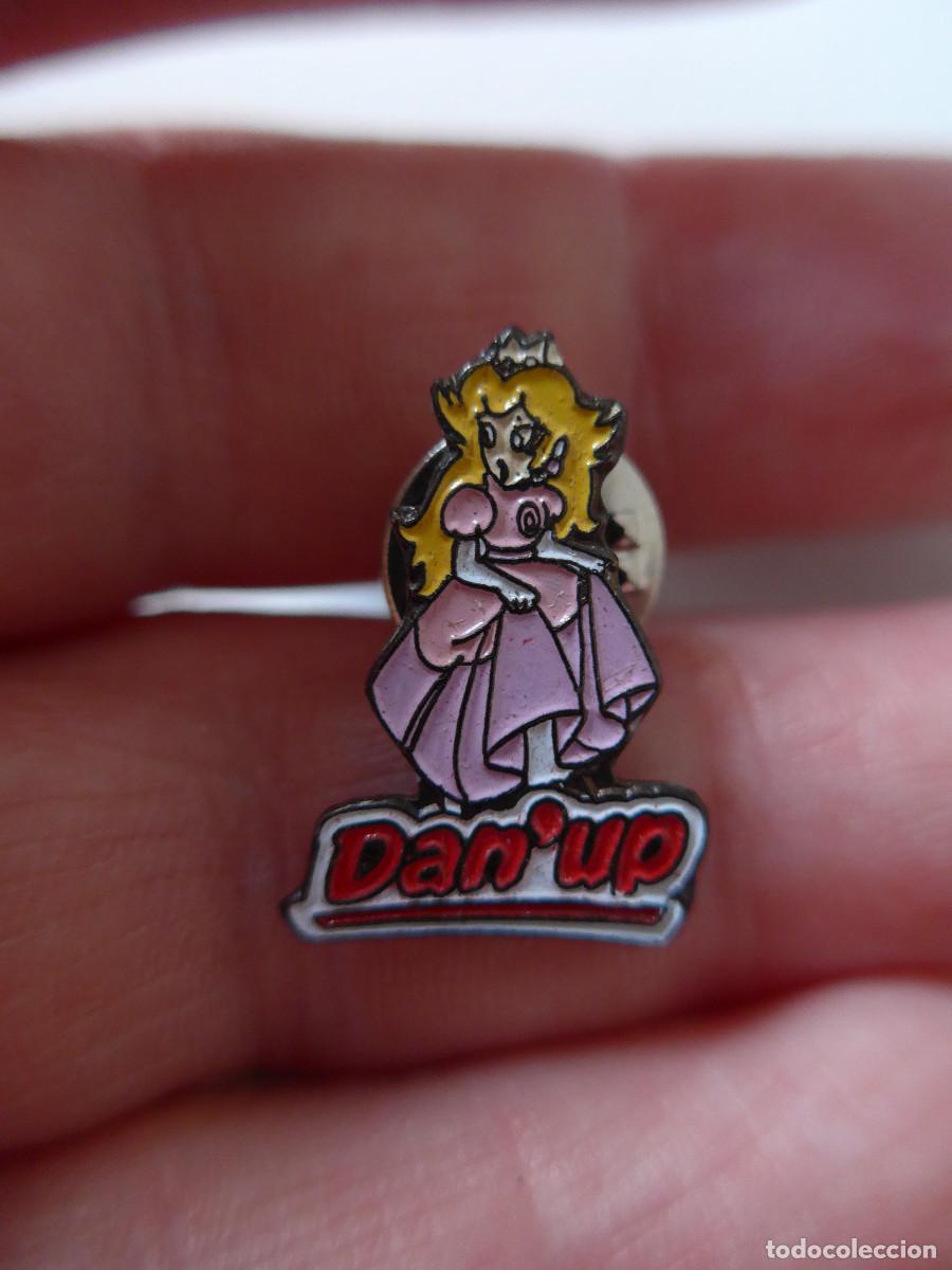 Pins de colecci&oacute;n: PIN PRINCESA PEACH NINTENDO DANUP - Foto 2