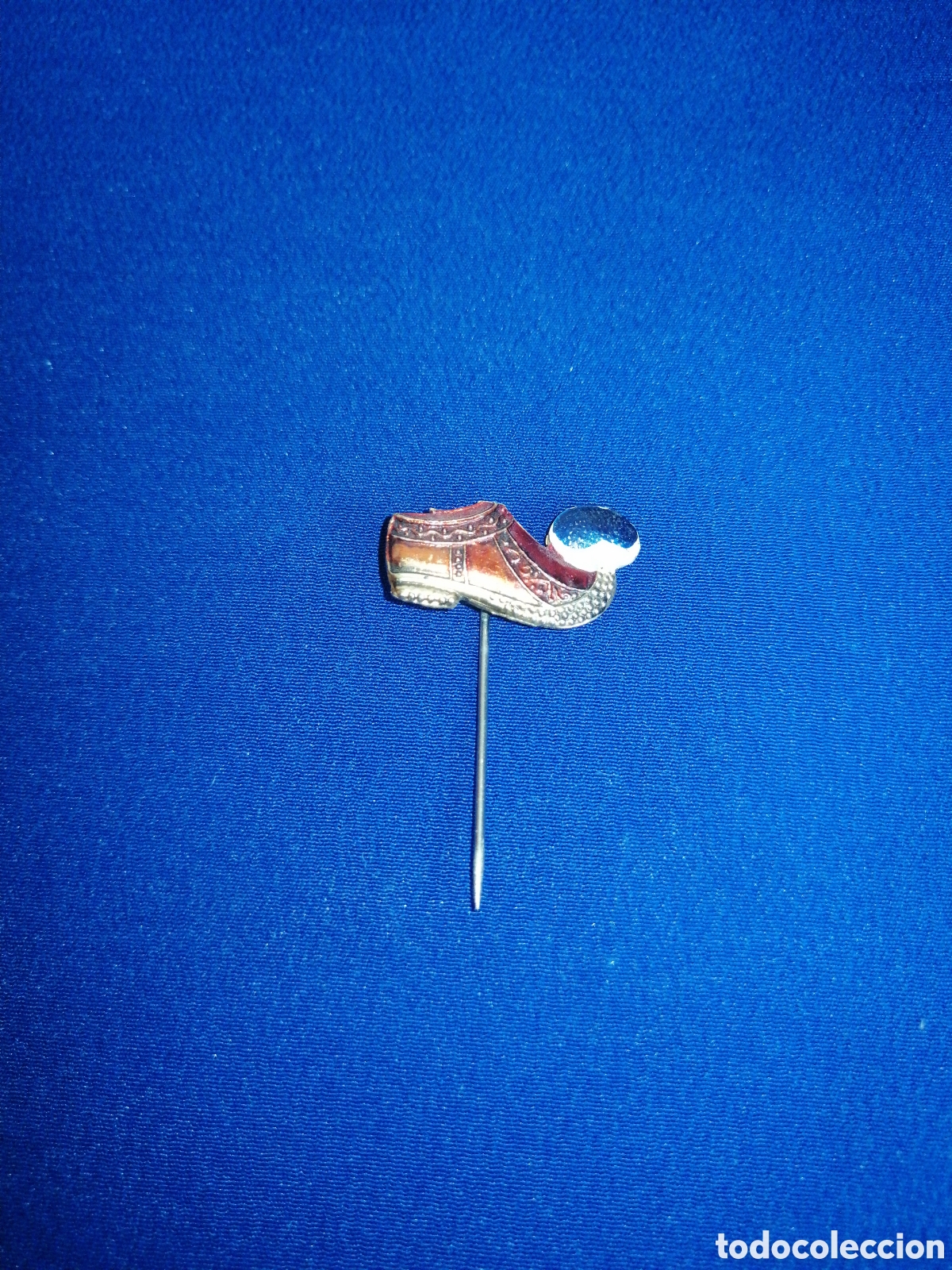 Pins de colecci&oacute;n: CALZADO BOTA GRIEGA INSIGNIA DE ALFILER ANTIGUA
