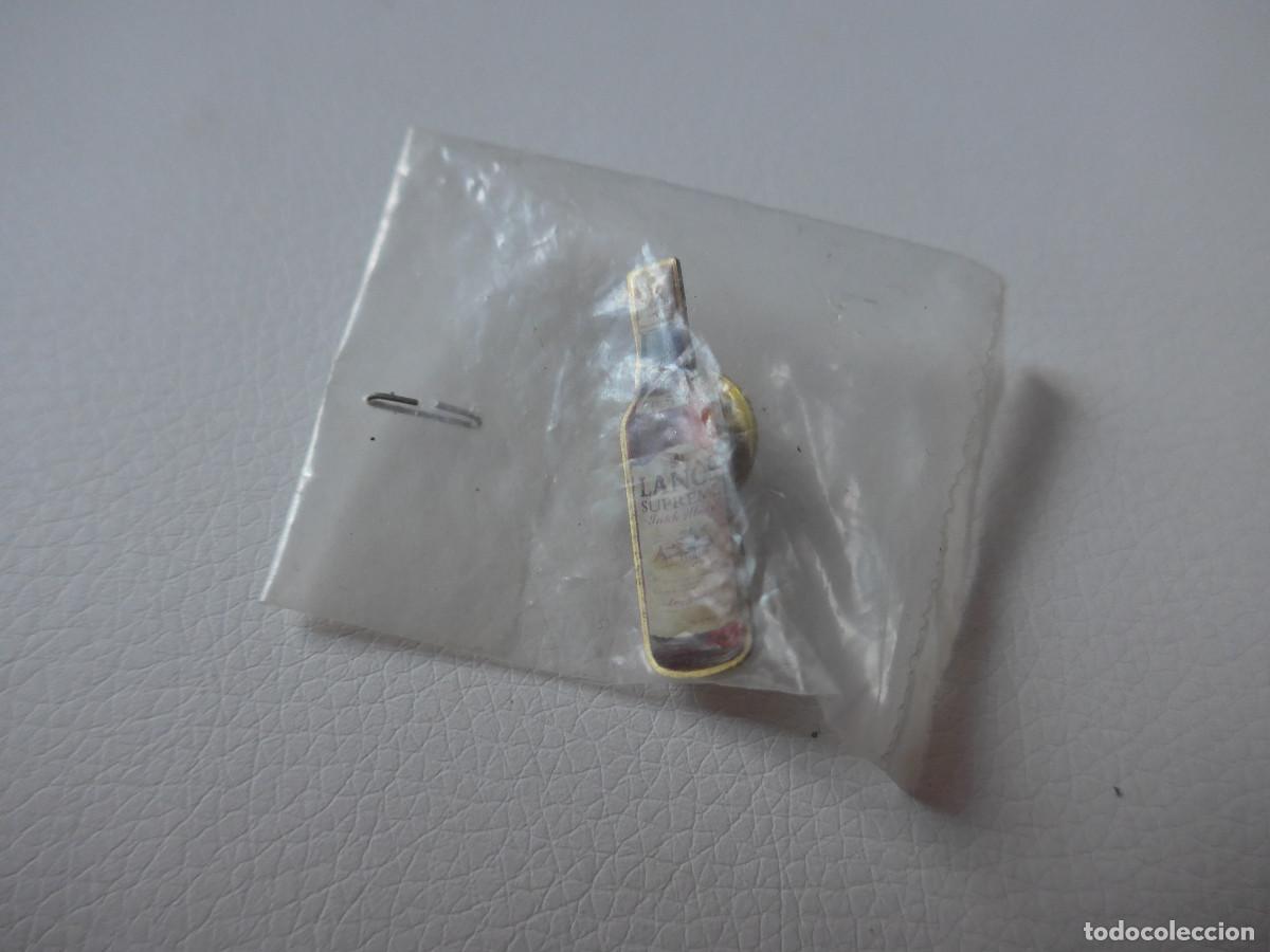 Pins de colecci&oacute;n: PIN BOTELLA DE WHISKY LANGS SUPREME