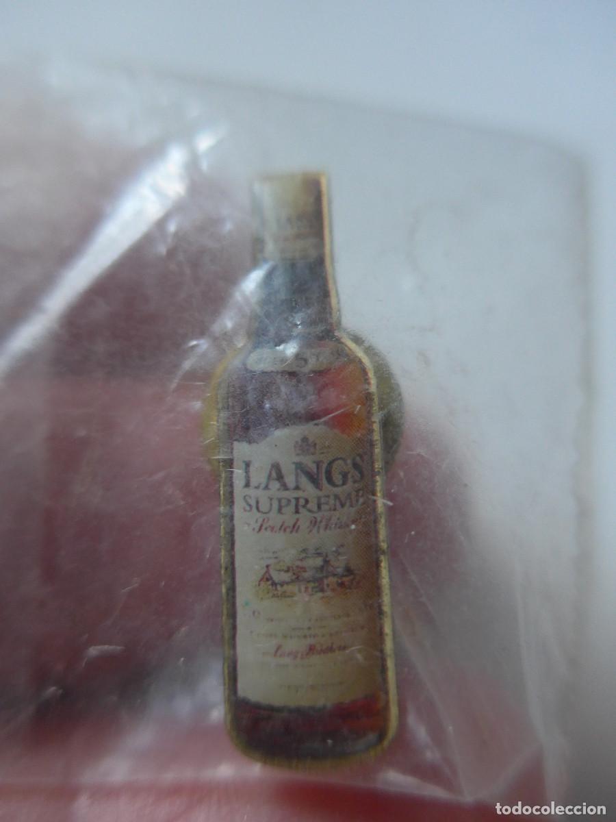 Pins de colecci&oacute;n: PIN BOTELLA DE WHISKY LANGS SUPREME - Foto 2