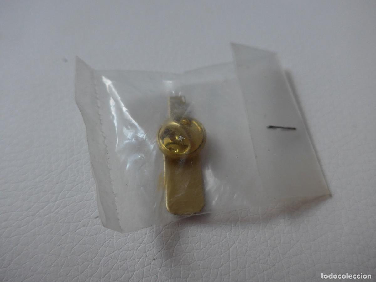 Pins de colecci&oacute;n: PIN BOTELLA DE WHISKY LANGS SUPREME - Foto 4