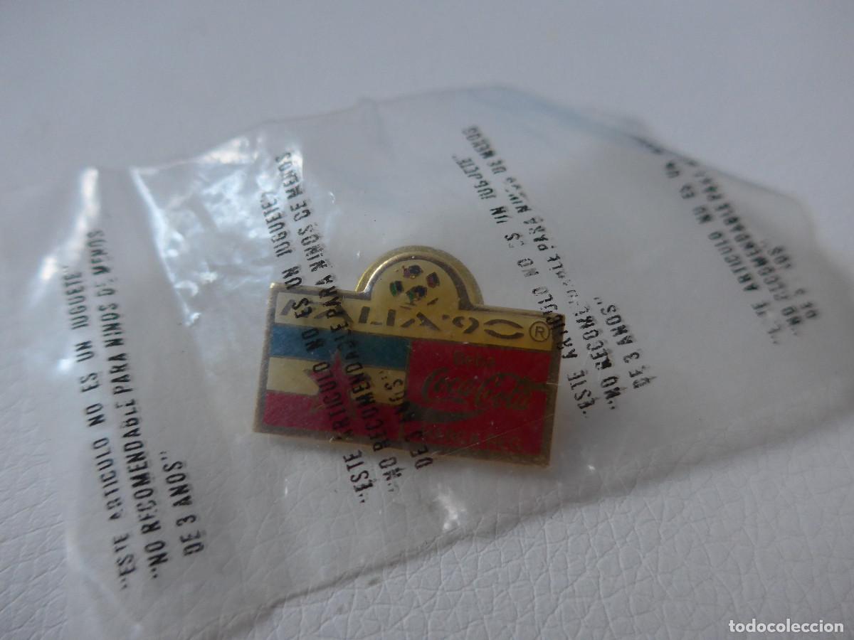 Pins de colecci&oacute;n: PIN COCA COLA Y MUNDIAL ITALIA 90