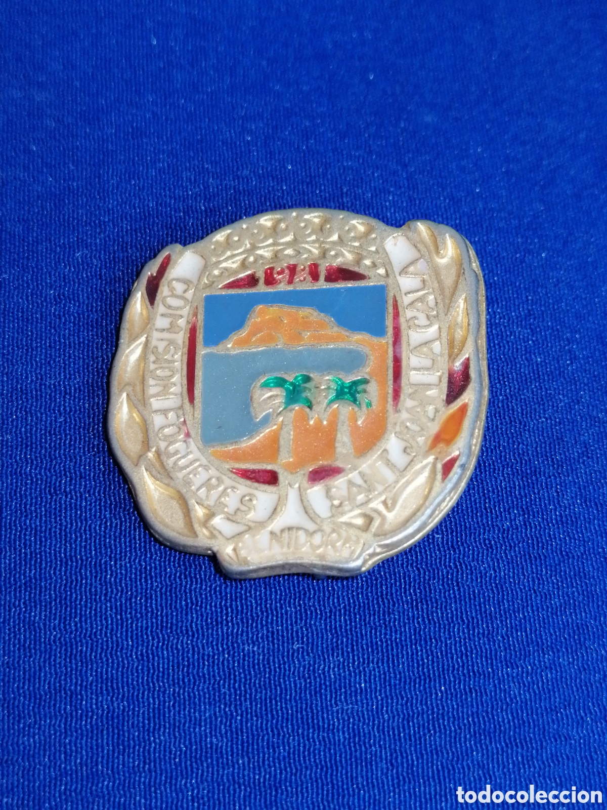 Pins de cole&ccedil;&atilde;o: COMISION HOGUERAS DE SANT JOAN LA CALA (BENIDORM) DESAPARECIDA INSIGNIA DE ALFILER