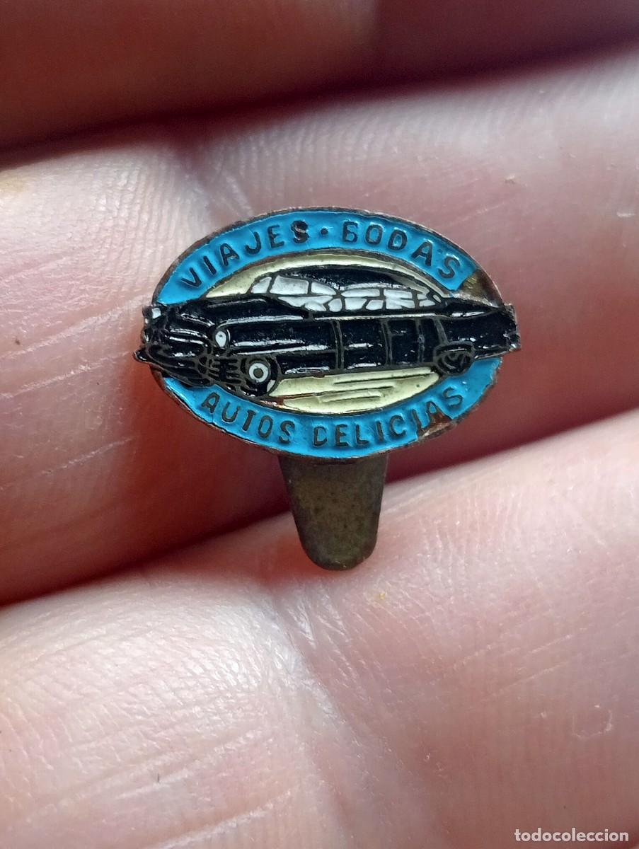 Pins e Spille di collezione: INSIGNIA AUTOS DELICIAS ALQUILER AUTOMOVILES VIAJES BODAS , EVENTOS PINS SOLAPA