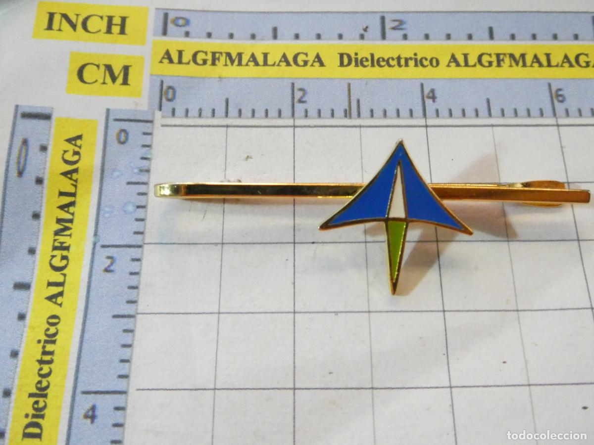 Sammlung von Pins: INSIGNIA ALFILER CORBATA AVIONES AEROL&Iacute;NEAS. AEROPUERTOS ESPA&Ntilde;A AENA.