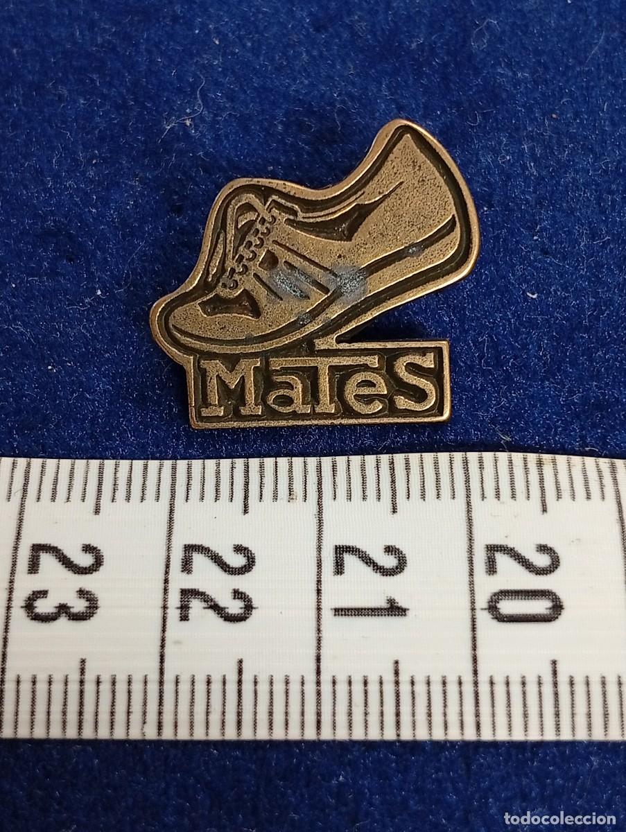 Pins de colecci&oacute;n: PIN MATES, CALZADO DEPORTIVO BARCELONA-COLECCI&Oacute;N JORDI LLOPART ATLETA MARXA-