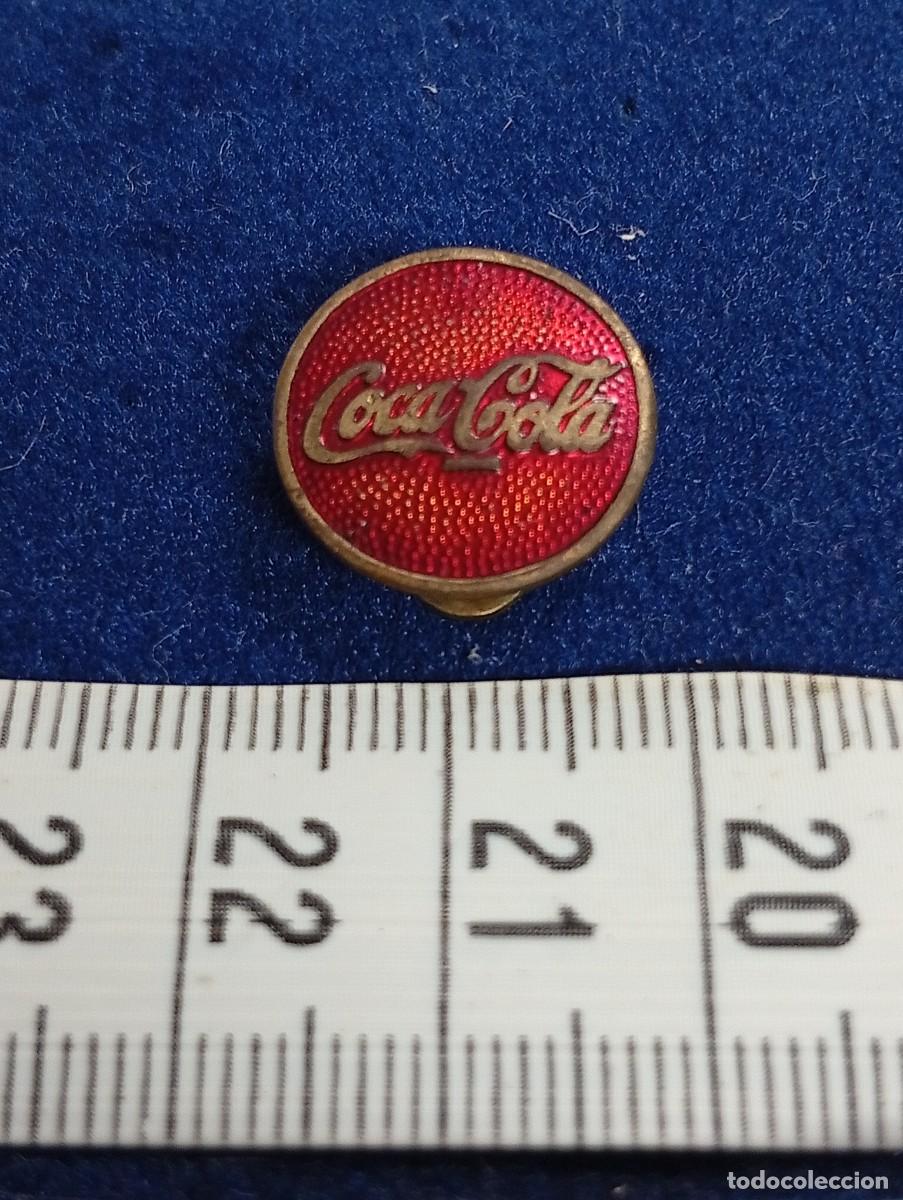 Pins de colecci&oacute;n: PIN SOLAPA COCA COLA ESMALTADO -COLECCI&Oacute;N JORDI LLOPART ATLETA MARXA-