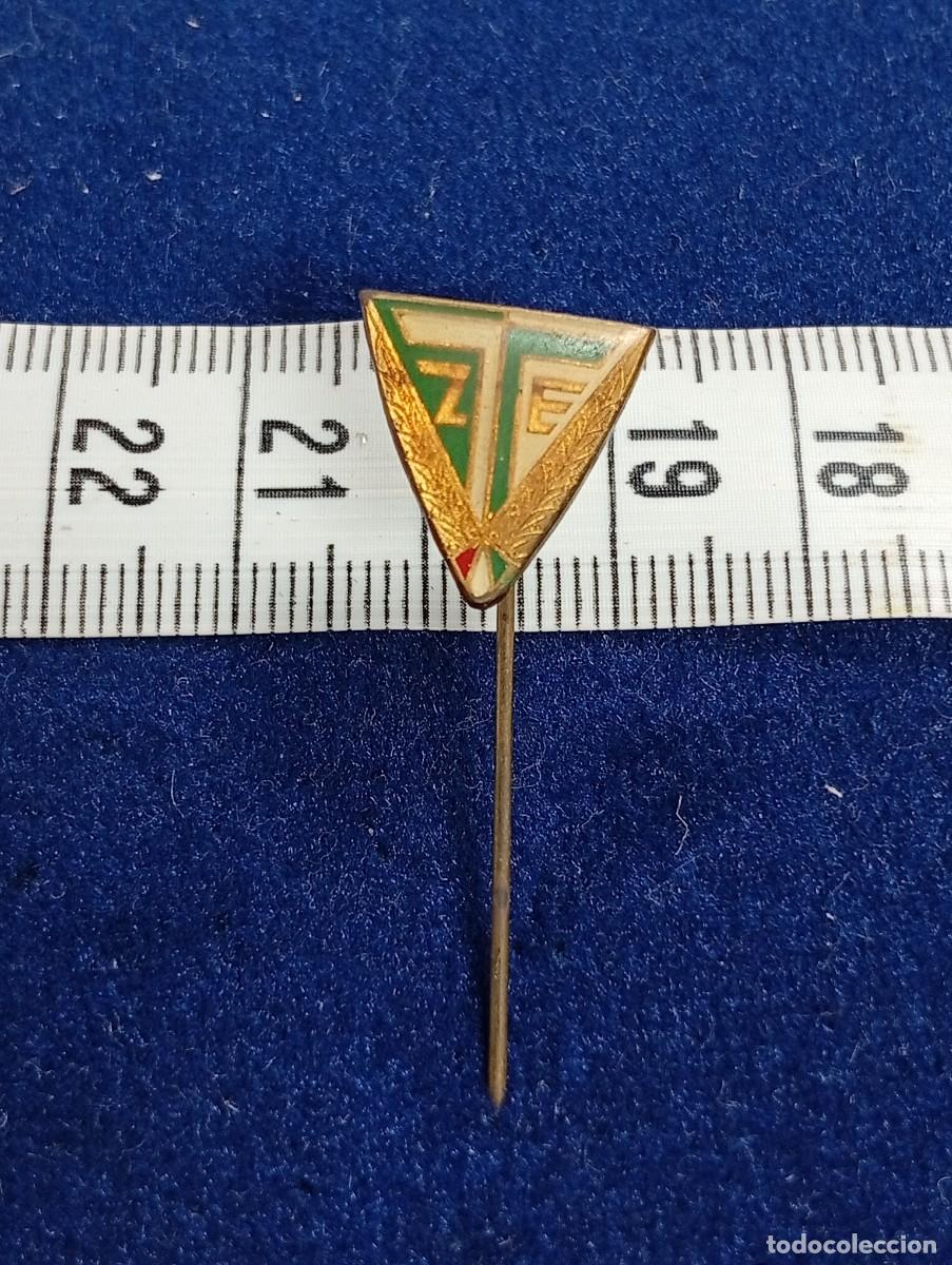 Pins de colecci&oacute;n: PIN ALFILER CLUB DE FUTBOL HUNGAROZalaegerszeg, Zalaegerszegi -COLECCI&Oacute;N JORDI LLOPART ATLETA MARXA-