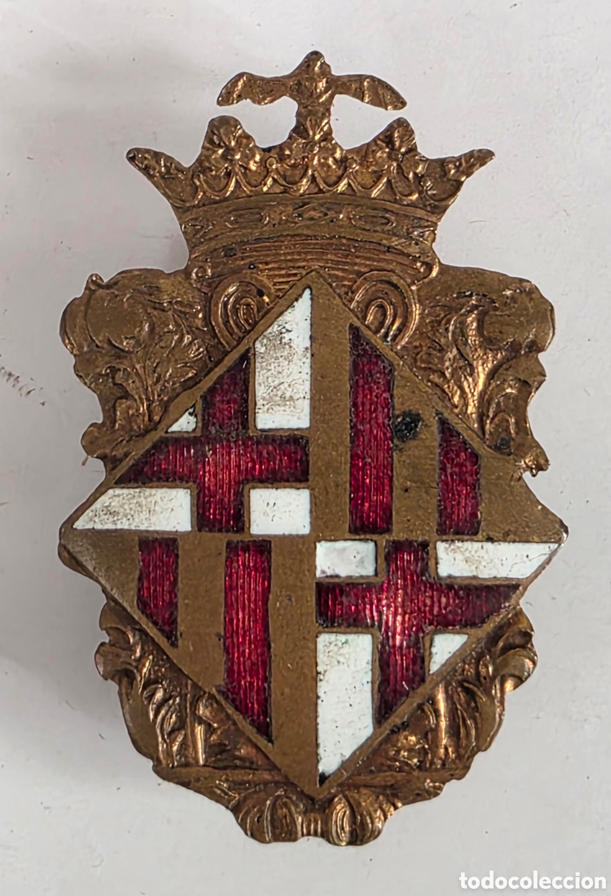 Pins de cole&ccedil;&atilde;o: Antigua Insignia Esmaltada Escudo Ciudad Barcelona