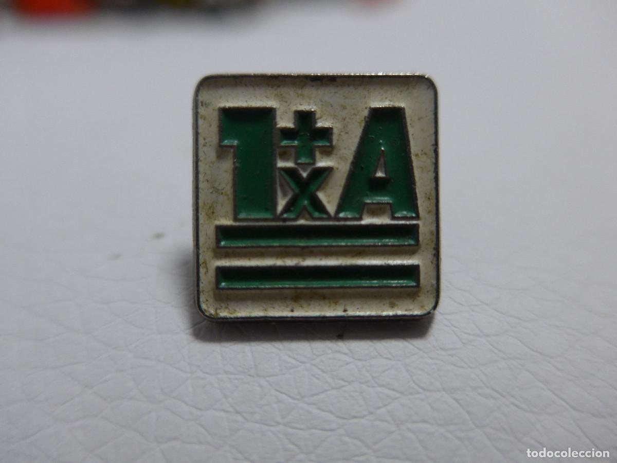 Collection pins: PIN OPERACION MATEMATICA 1X+A