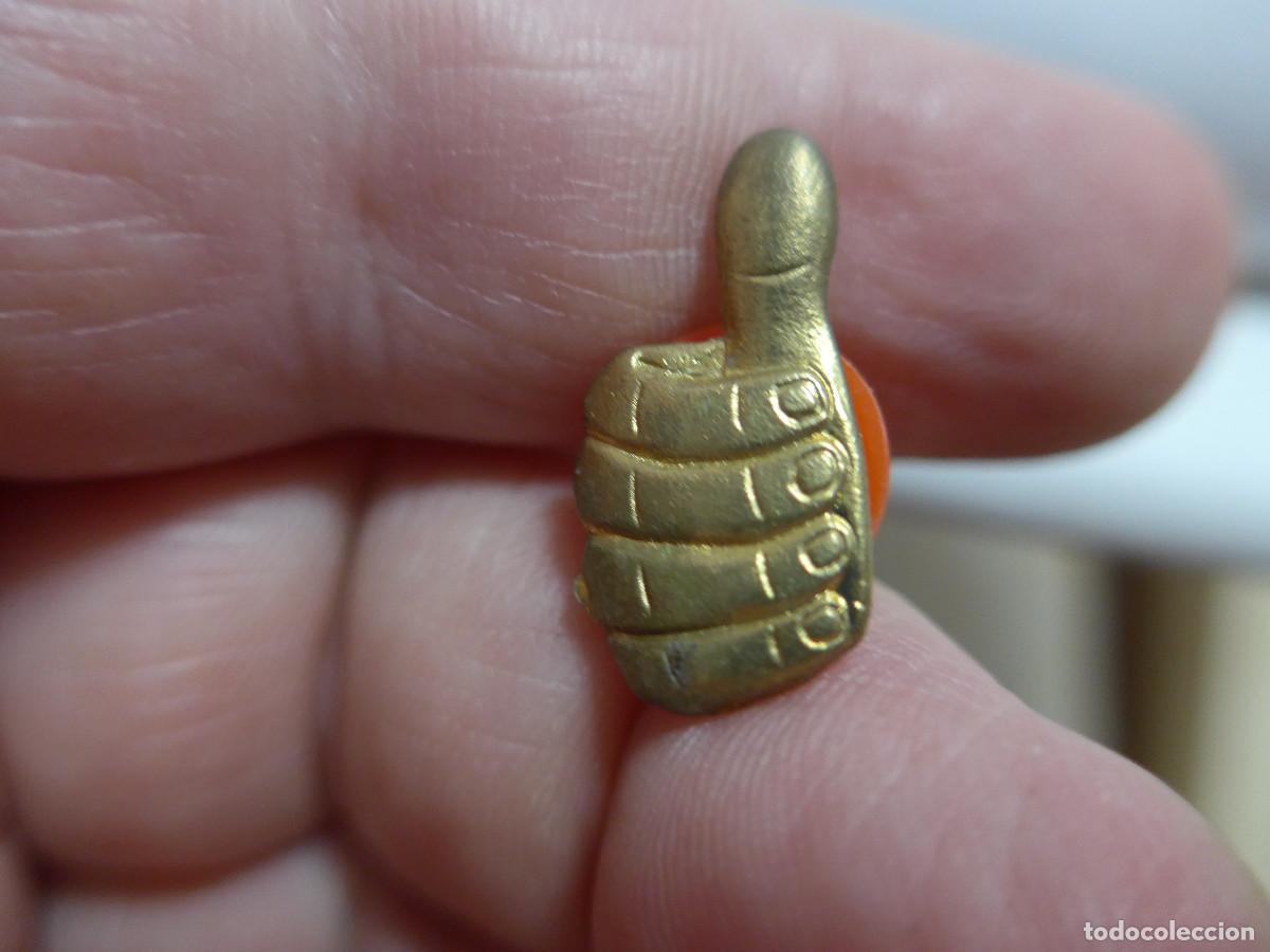 Pins de colecci&oacute;n: PIN MANO CON DEDO PULGAR HACIA ARRIBA
