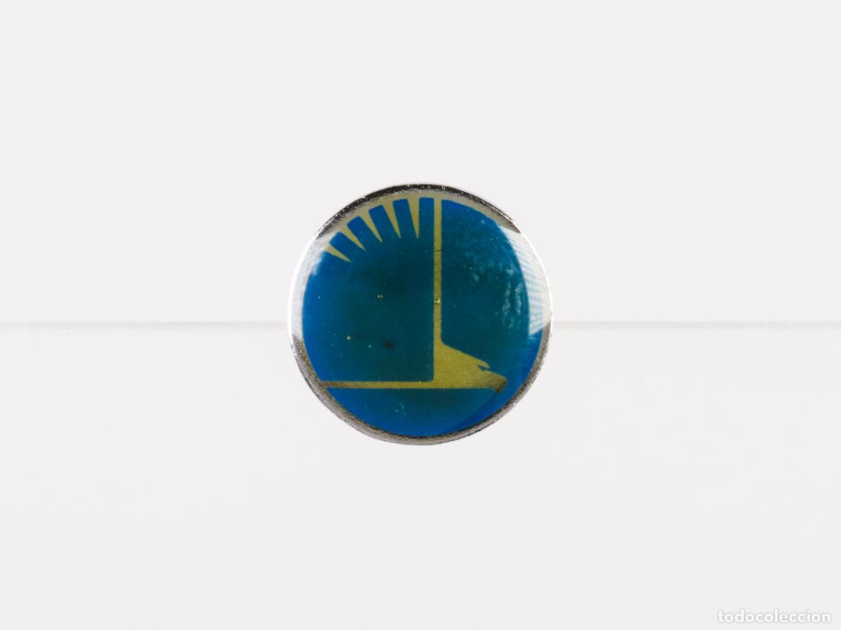 Pins de colecci&oacute;n: Pin compa&ntilde;&iacute;a motor avi&oacute;n Pratt & Whitney metal dorado esmalte segunda mitad S XX