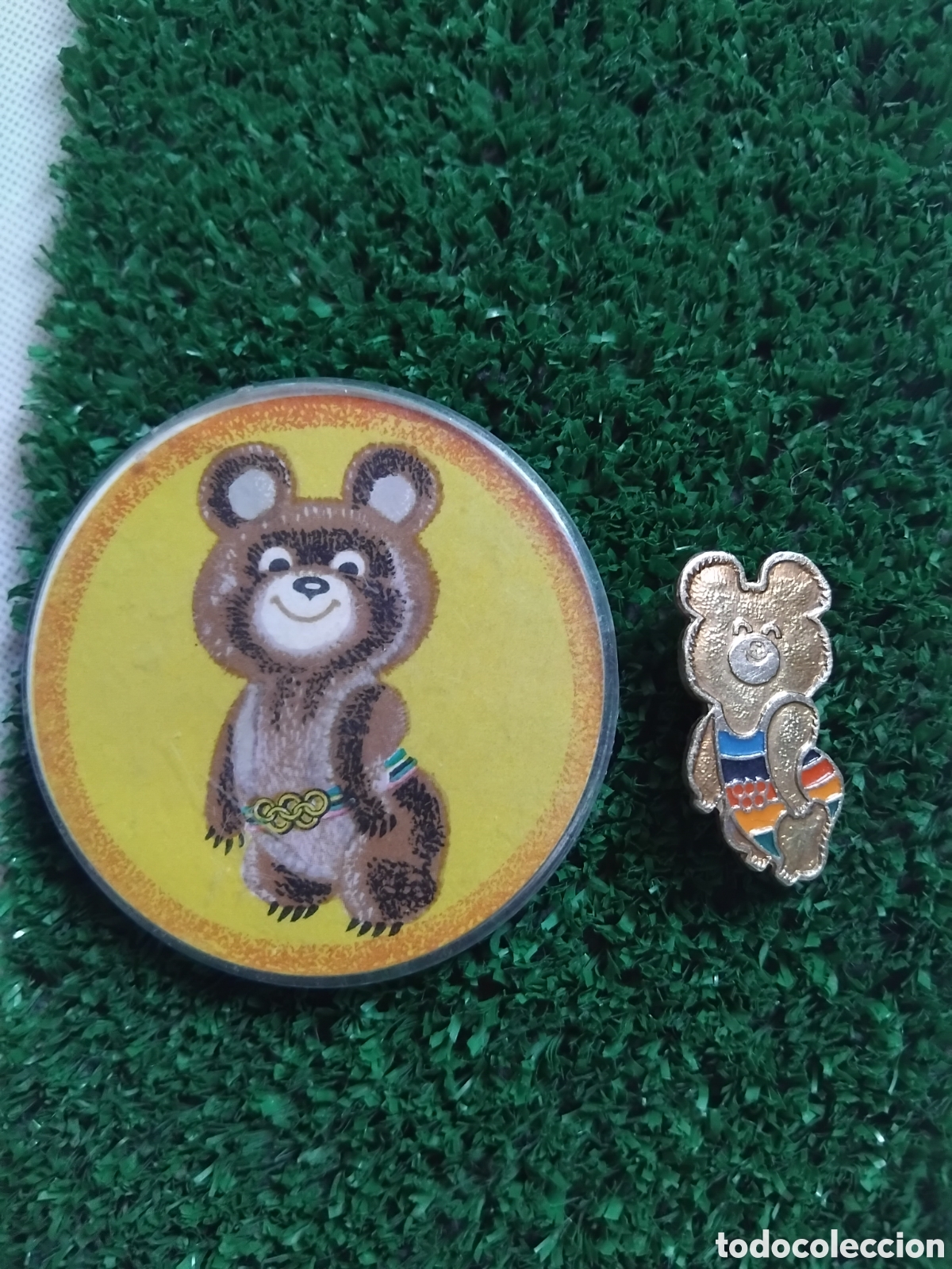 Pins de colecci&oacute;n: Lote de 2 pins misha jjoo1980