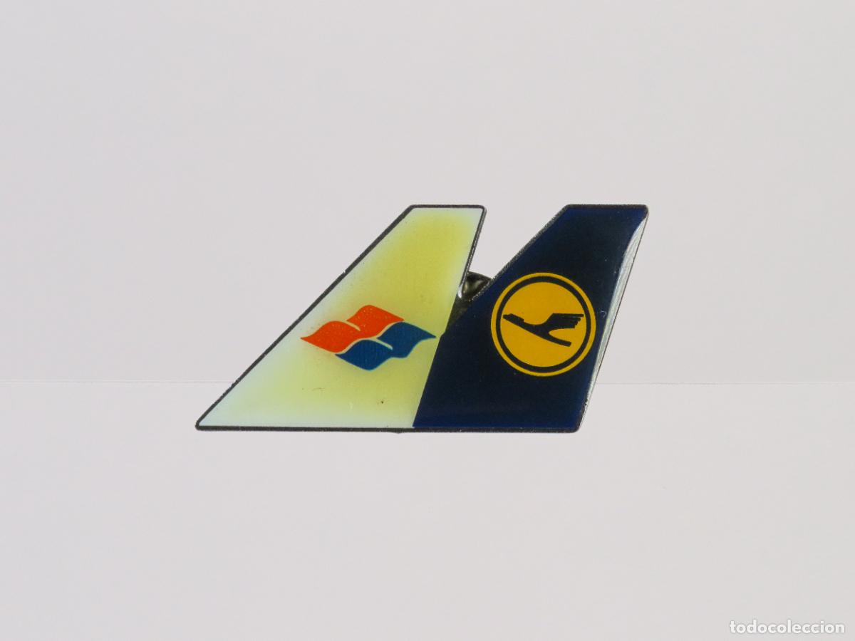 Pins de colecci&oacute;n: Pin compa&ntilde;&iacute;a a&eacute;rea Spanair Luftansa metal esmalte segunda mitad S XX