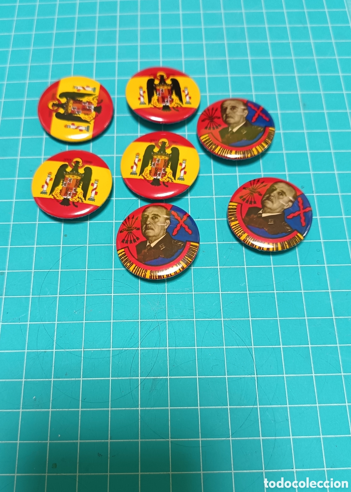 Pins de colecci&oacute;n: Juego de Chapas Francisco Franco
