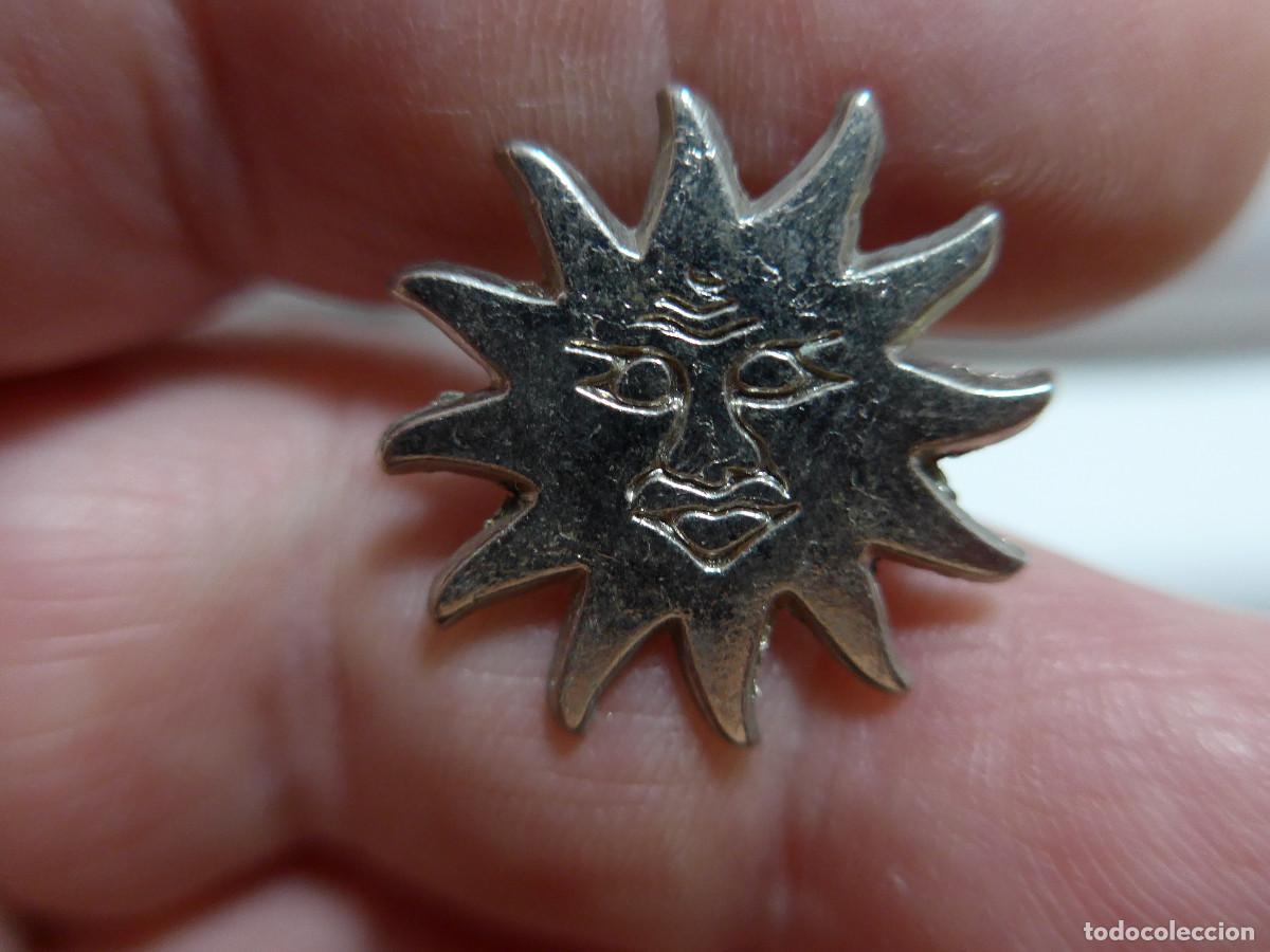 Pins de colecci&oacute;n: PIN SOL CON CARA Y RAYOS - Foto 3