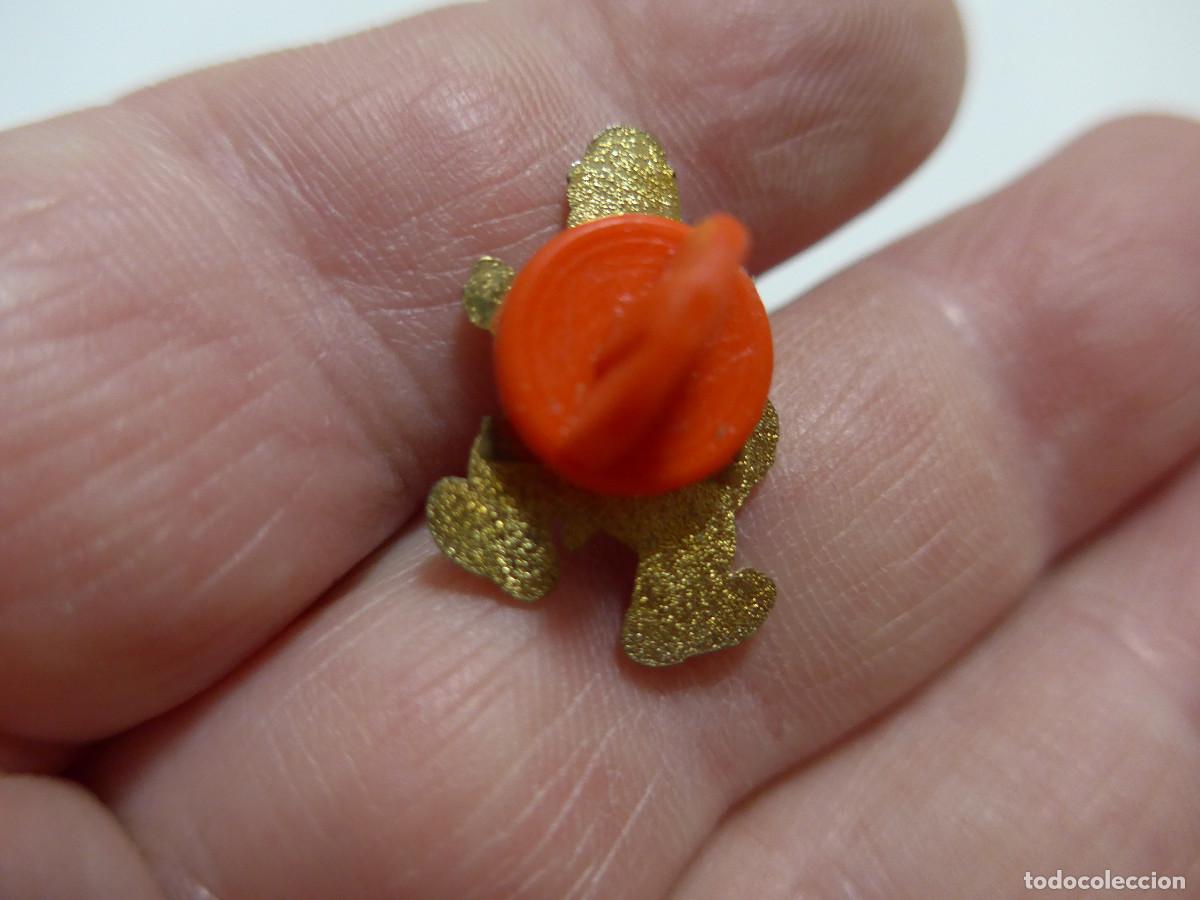 Pins de colecci&oacute;n: PIN CHARLOT CHARLES CHAPLIN - Foto 3