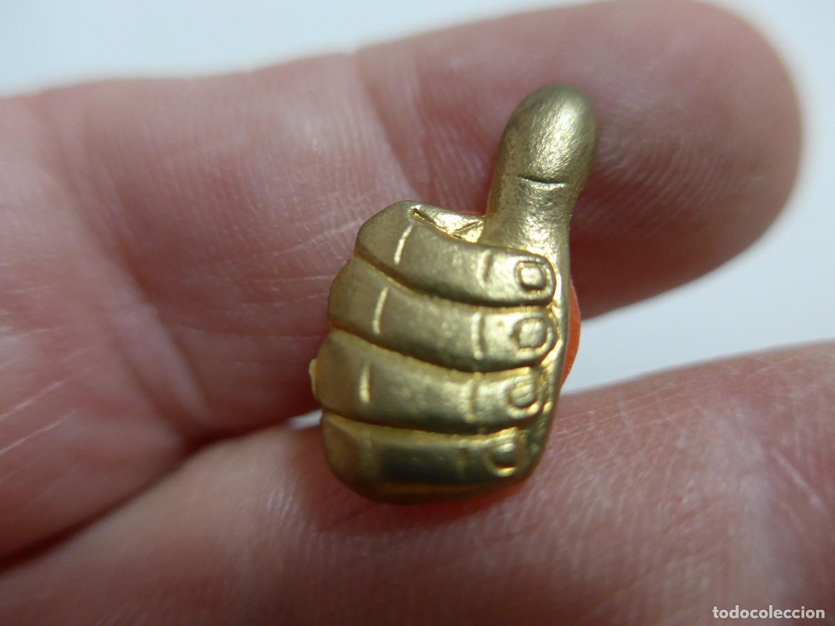 Pins de colecci&oacute;n: PIN MANO CON DEDO PULGAR HACIA ARRIBA
