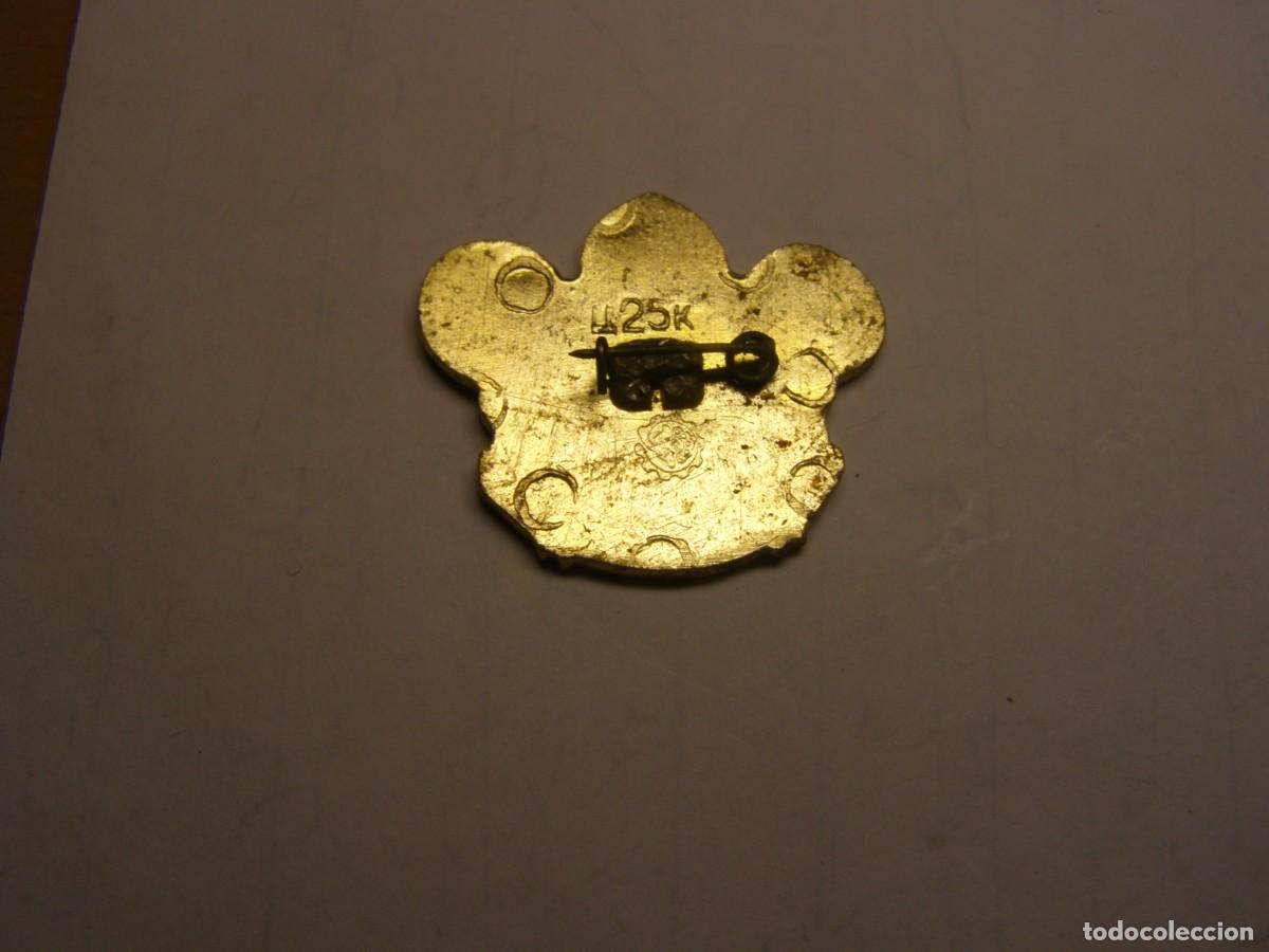 Pins de colecci&oacute;n: Antigua insignia sovi&eacute;tica. - Foto 2