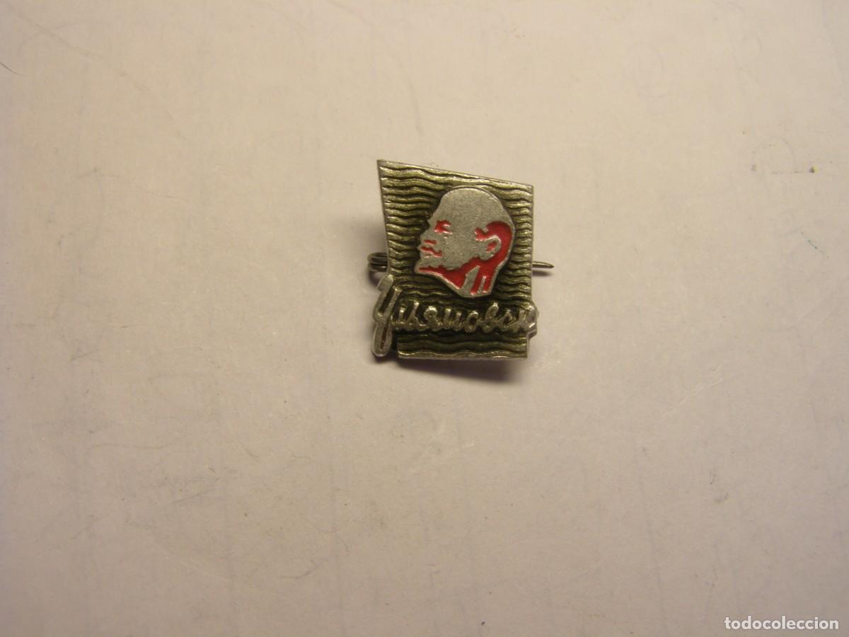 Pins de colecci&oacute;n: Antigua insignia sovi&eacute;tica. Lenin. - Foto 1