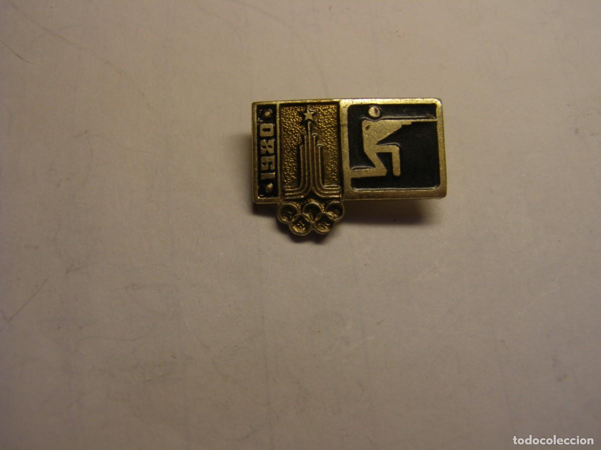 Pins de colecci&oacute;n: Antigua insignia sovi&eacute;tica. Deporte. Olimpiadas de Mosc&uacute;.