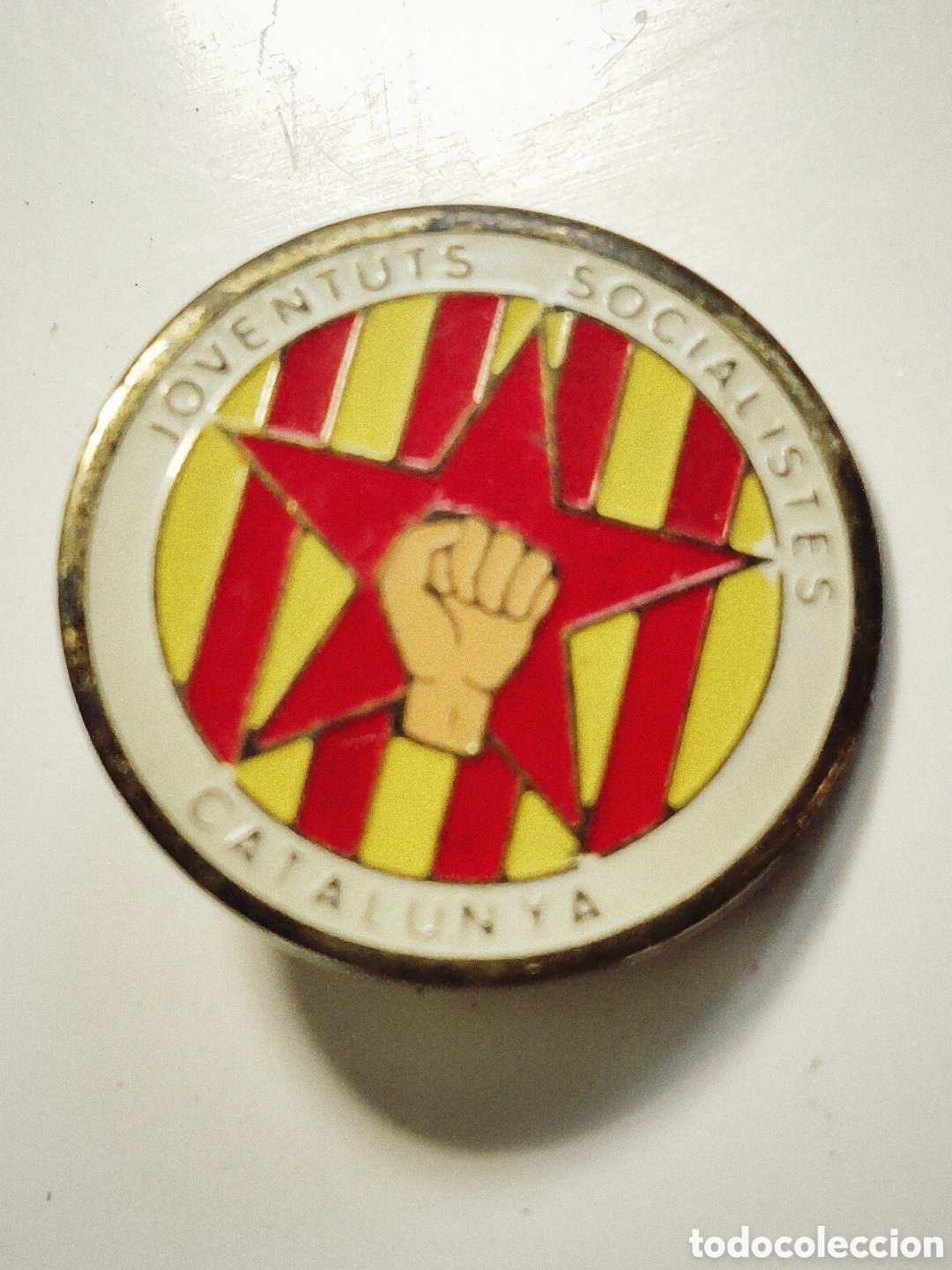 Pins de colecci&oacute;n: Pin pol&iacute;tico joventuts Socialistes de Catalunya. Transicion. Perfecto estado.