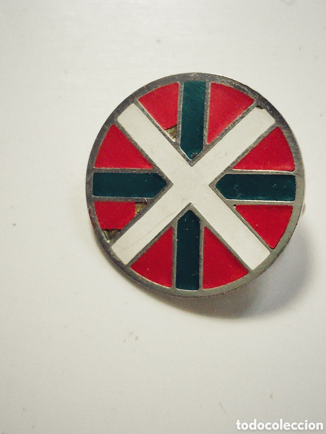 Pins de colecci&oacute;n: Ikurri&ntilde;a. Transicion. Esmalte perfecto