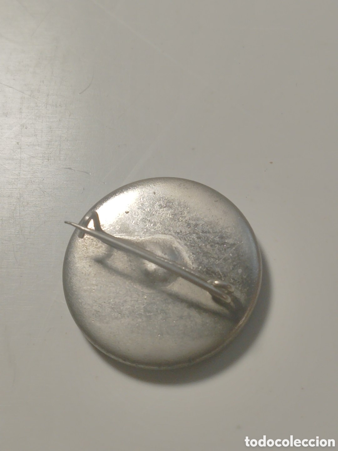 Pins de colecci&oacute;n: P S.U.C. transici&oacute;n. A&ntilde;os 70. Celuloide. - Foto 2