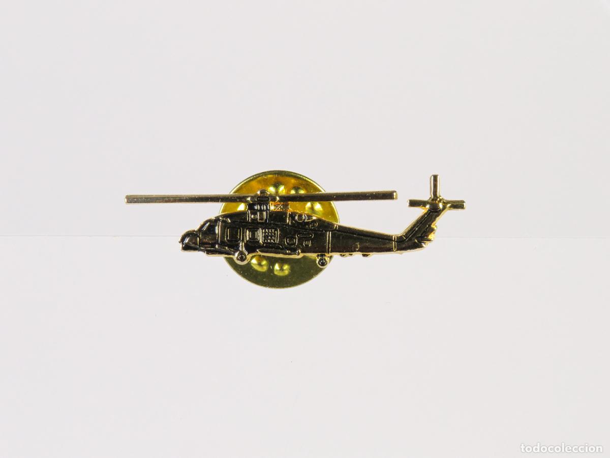 Pins de colecci&oacute;n: Pin Helic&oacute;ptero Black Hawk metal dorado segunda mitad S XX
