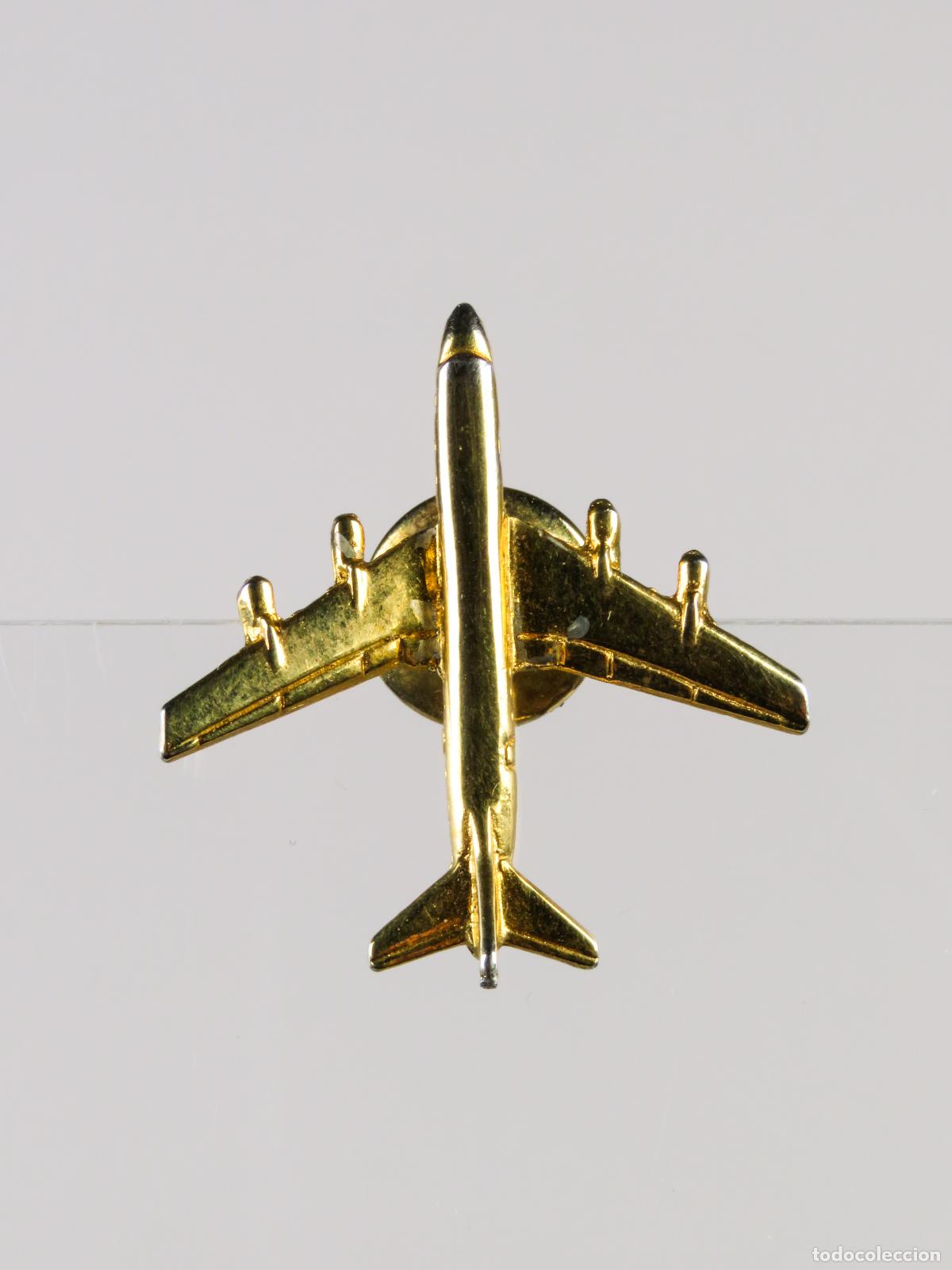 Pins de colecci&oacute;n: Pin avi&oacute;n Boeing 707 metal dorado segunda mitad S XX
