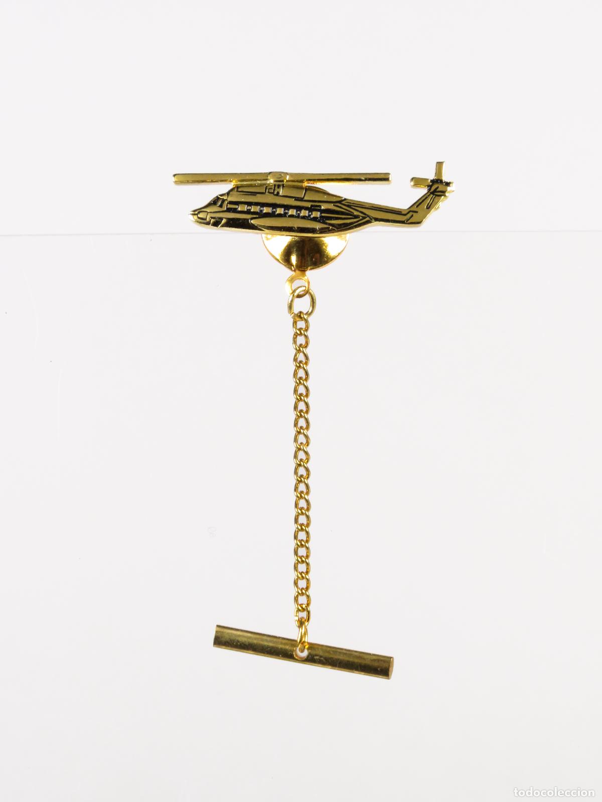 Pins de colecci&oacute;n: Pin con cadena helic&oacute;ptero metal dorado esmaltado segunda mitad S XX