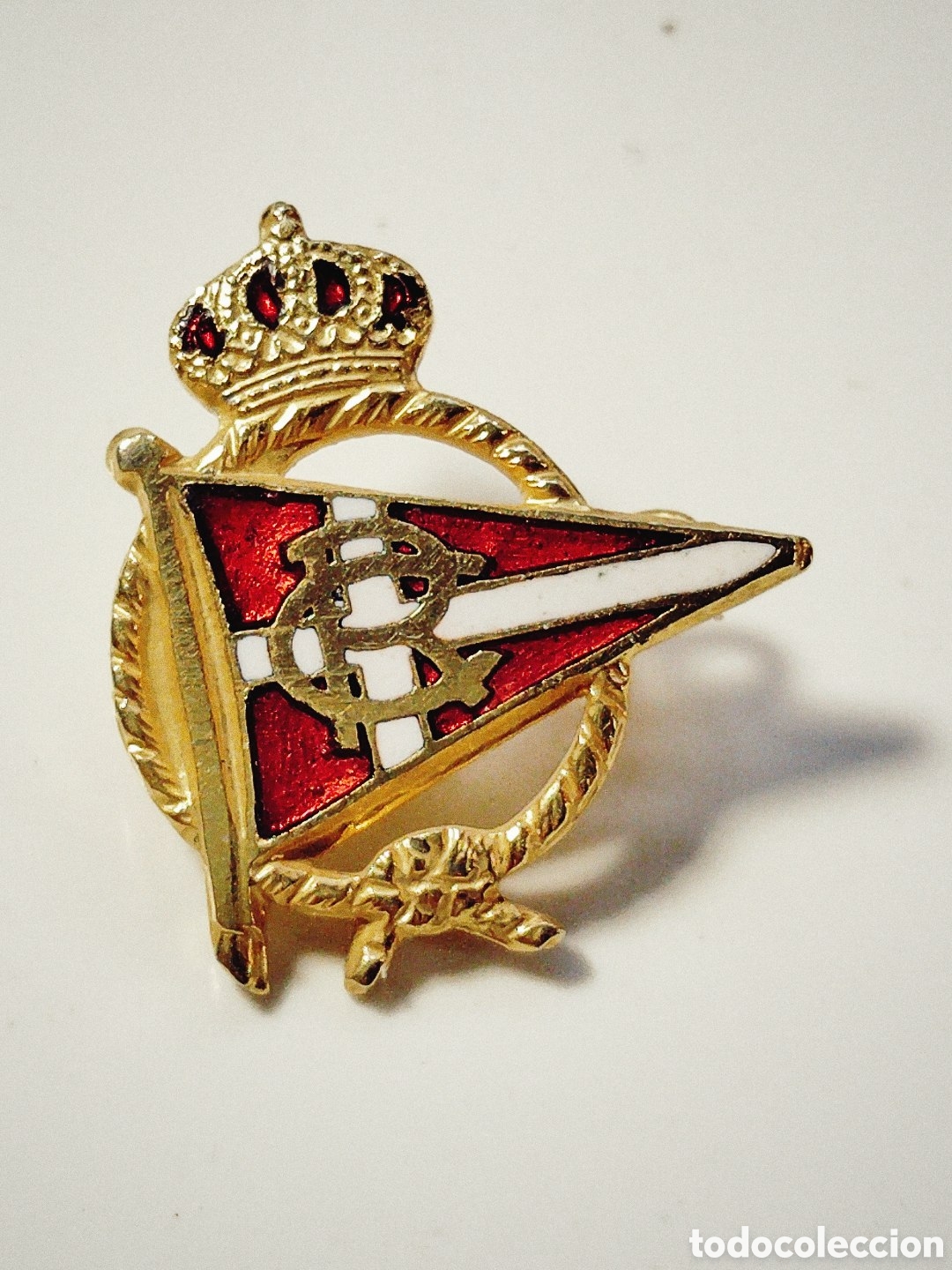 Pins de colecci&oacute;n: Insignia esmaltada del Real Club de Regatas de Cartagena. A&ntilde;os 70