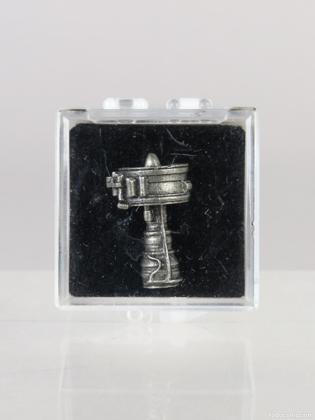 Pins de colecci&oacute;n: Pin compa&ntilde;&iacute;a Pratt & Whitney Aircraft engines motor avi&oacute;n metal plateado segunda mitad S XX