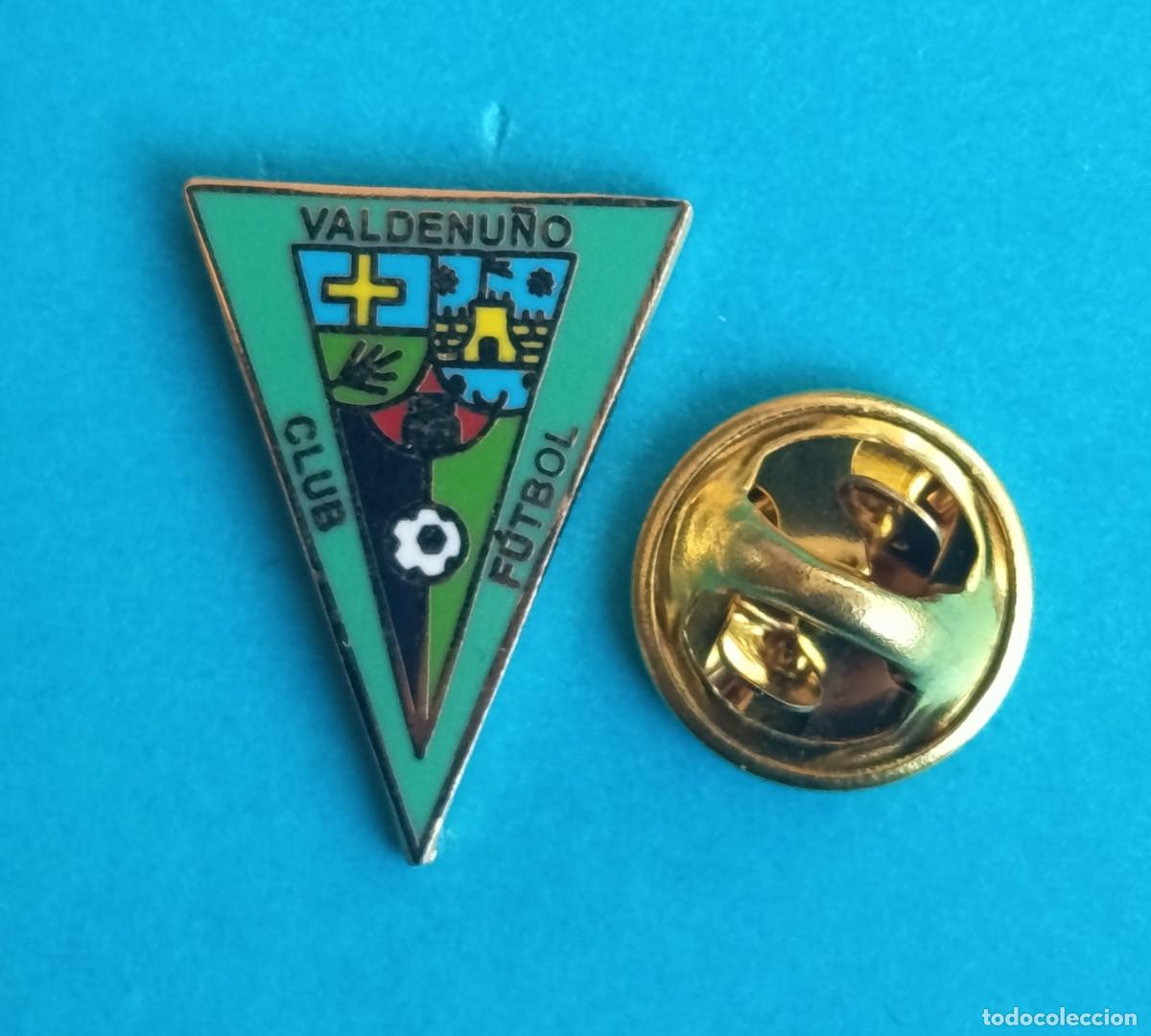Pins de colecci&oacute;n: PIN FUTBOL - ESMALTE - VALDENU&Ntilde;O C.F. - VALDENU&Ntilde;O FERNANDEZ - GUADALAJARA - 130719