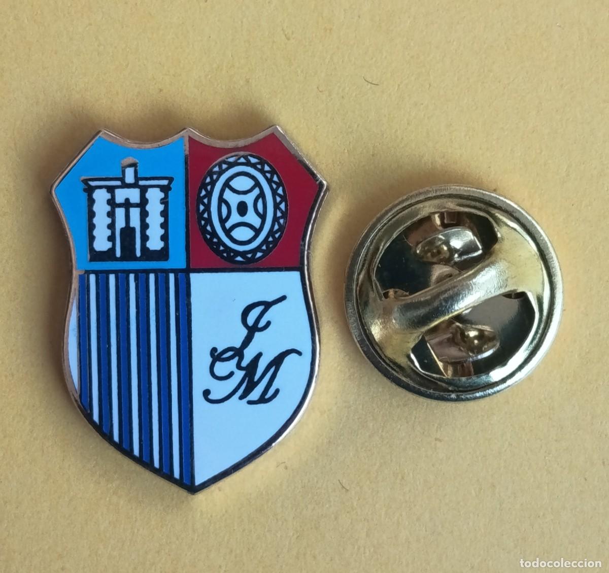 Pins de colecci&oacute;n: PIN FUTBOL - ESMALTE - C.D. JESUS DEL MONTE - RIVAMONTAN AL MONTE - CANTABRIA - 130737