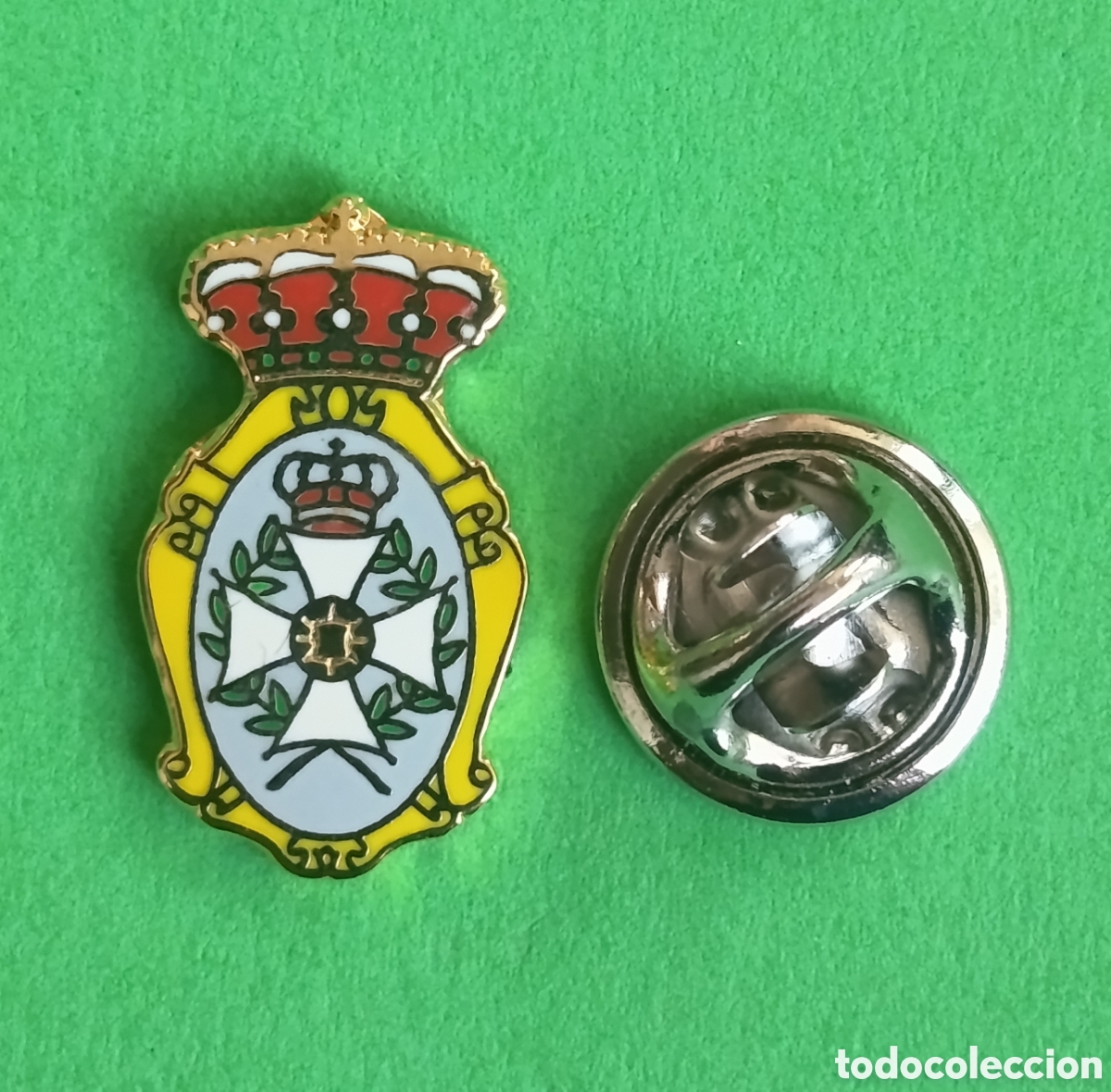 Pins de colecci&oacute;n: PIN FUTBOL - ESMALTE - SANIDAD FUTBOL CLUB - MELILLA - 130810