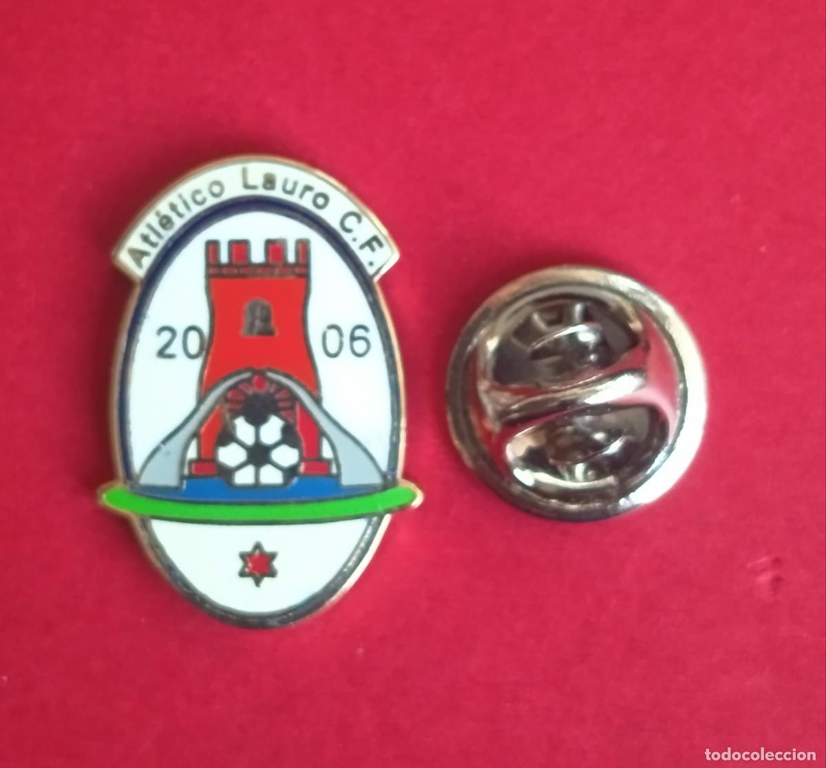 Collection pins: PIN FUTBOL - ESMALTE - ATLETICO LOURO C.F. - ALHAURIN DE LA TORRE - MALAGA - 130846