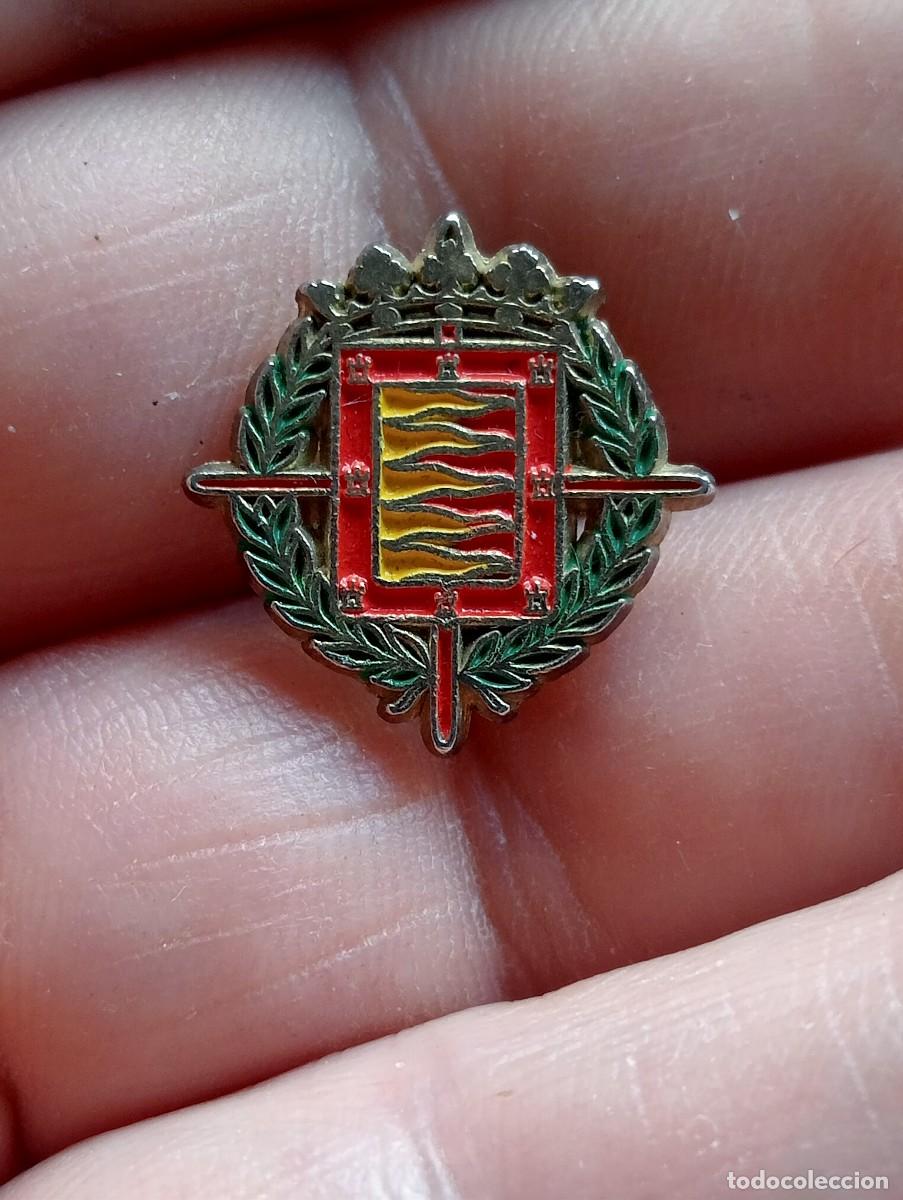 Pins de colecci&oacute;n: INSIGNIA ESCUDO HERALDICO VALLADOLID PINS ALFILER SOLAPA