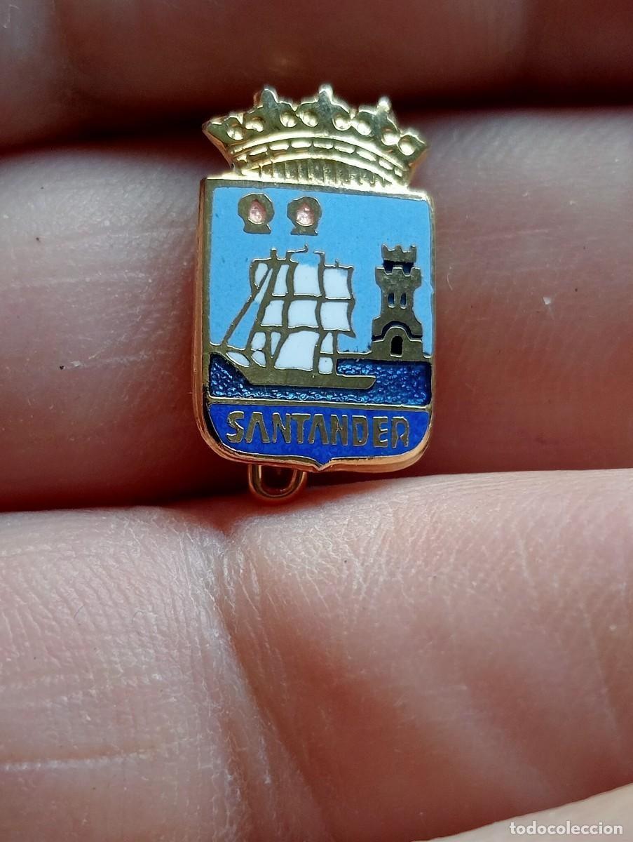 Pins de colecci&oacute;n: INSIGNIA ESMALTADA ESCUDO HERALDICO SANTANDER PINS ALFILER SOLAPA