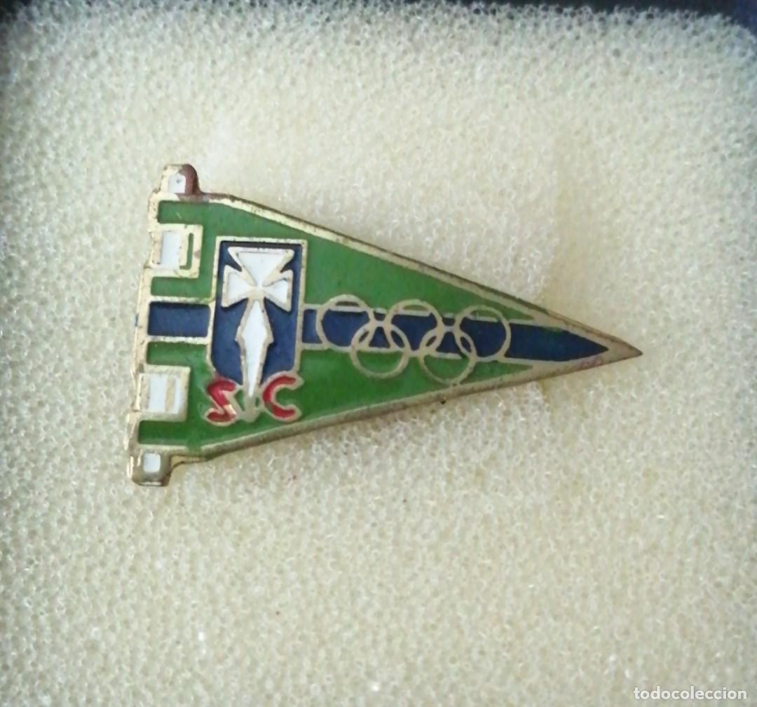 Pins de colecci&oacute;n: PIN INSIGNIA OJAL F&Uacute;TBOL OFICIAL SC STADIUM CANTABRIA 1940 A 1949 LOGRO&Ntilde;O ESMALTADO ORIGINAL