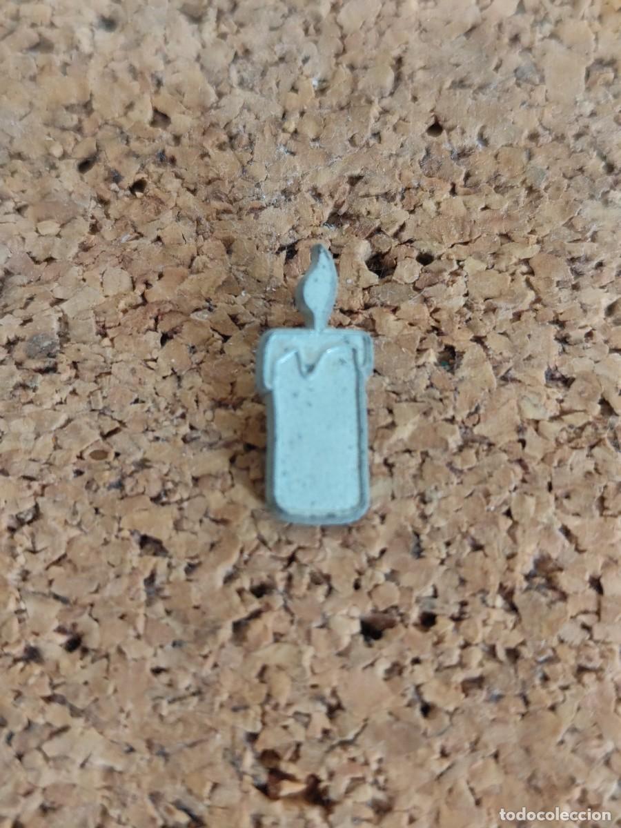 Pins de colecci&oacute;n: 2 Pin Met&aacute;lico . Vela . - Foto 1