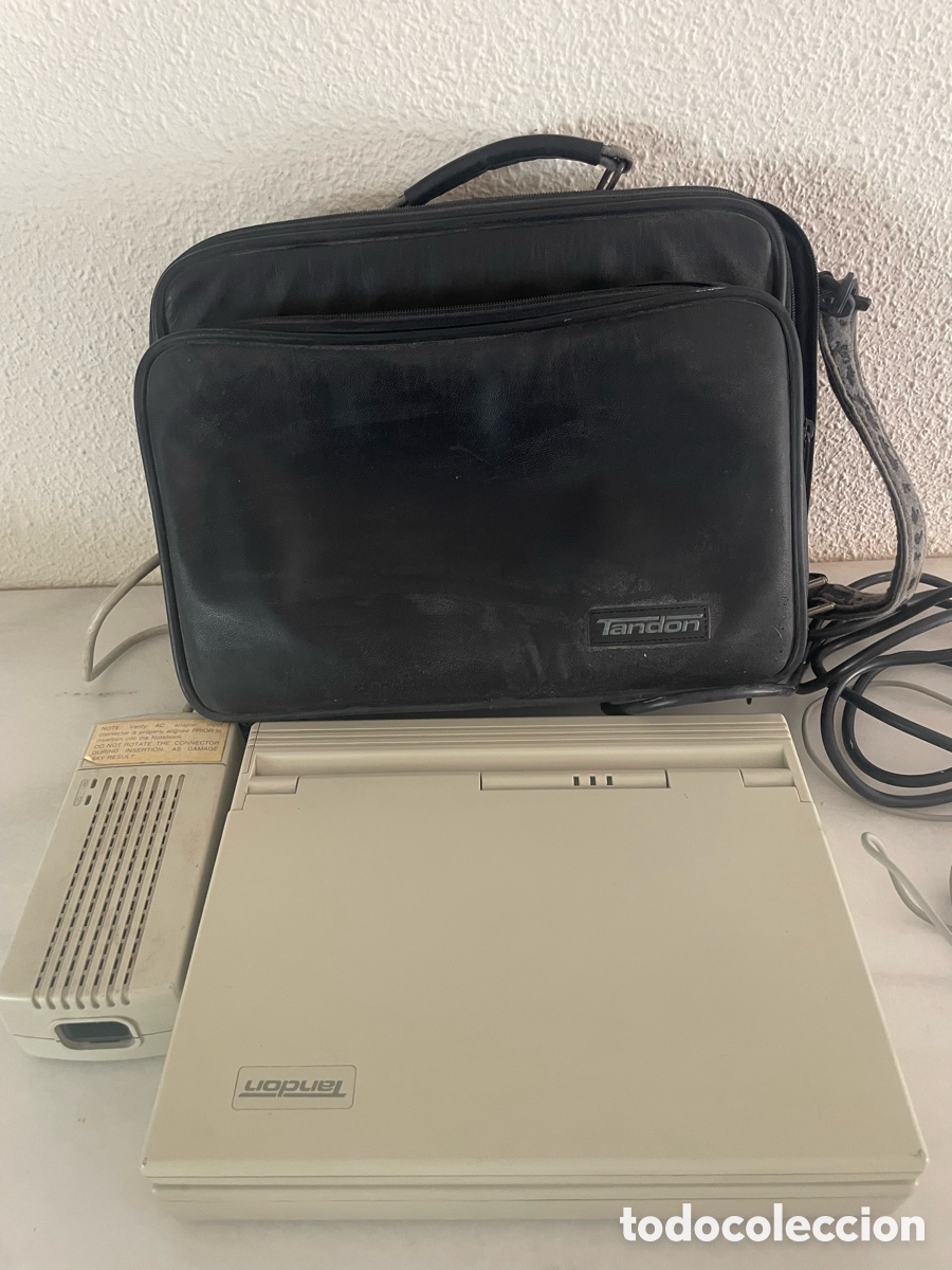 Pins de colecci&oacute;n: Port&aacute;til Vintage Tandon NB/386sx (A&ntilde;os 90) - Coleccionismo Retro