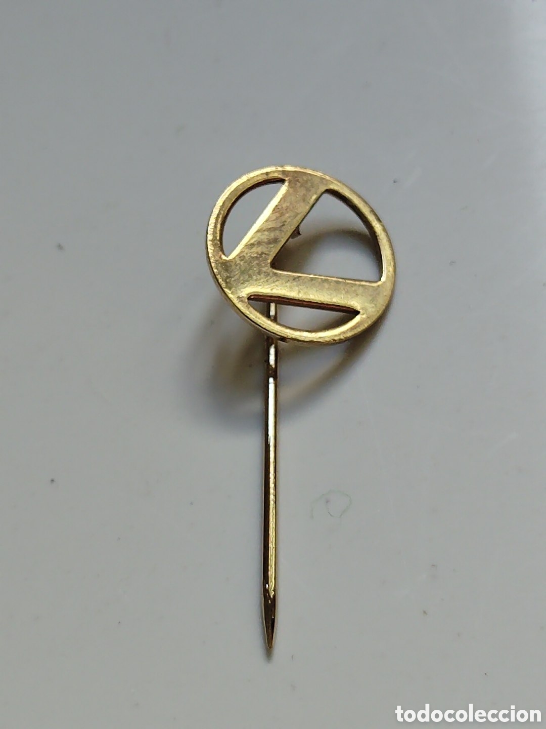 Pins de colecci&oacute;n: Circulo de lectores. Pin de alfiler de aguja. A&ntilde;os 70/80