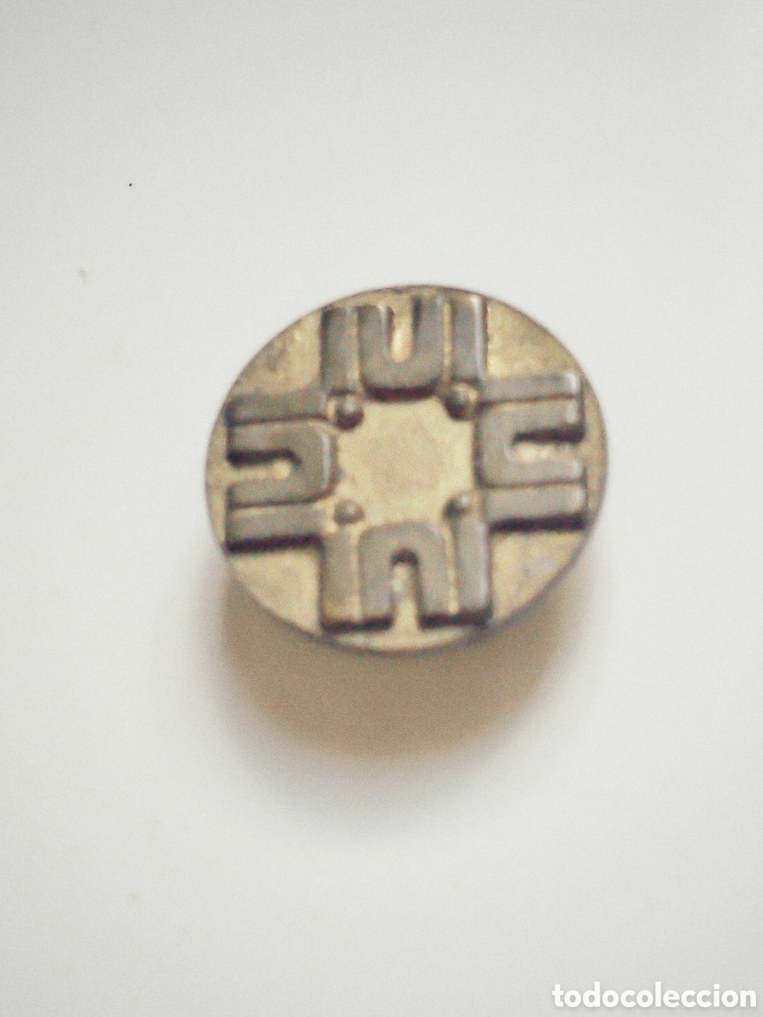Pins de colecci&oacute;n: INI. ANTIGUO PIN DE ALFILER. DORADO A&ntilde;os 60/70