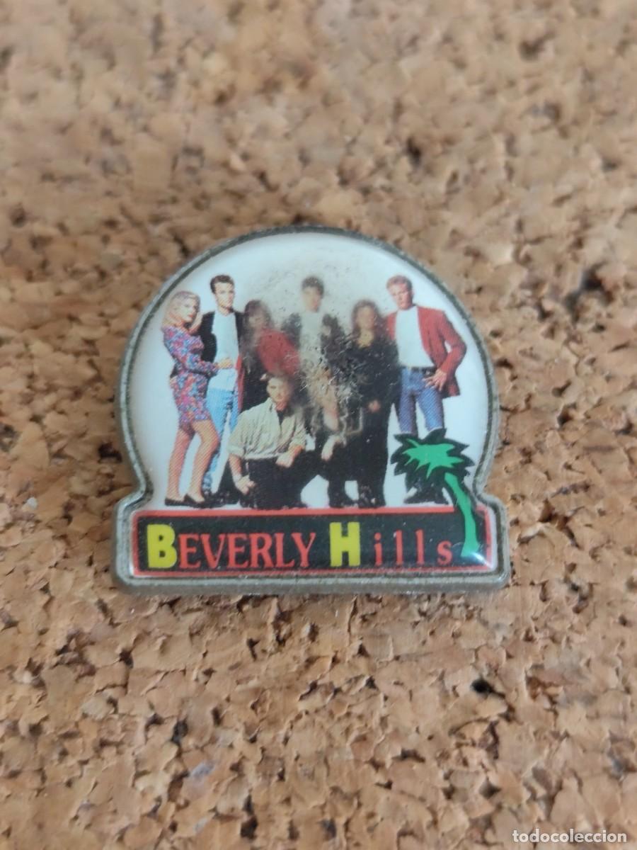 Pins de colecci&oacute;n: 2 Pin met&aacute;lico Beverly Hills