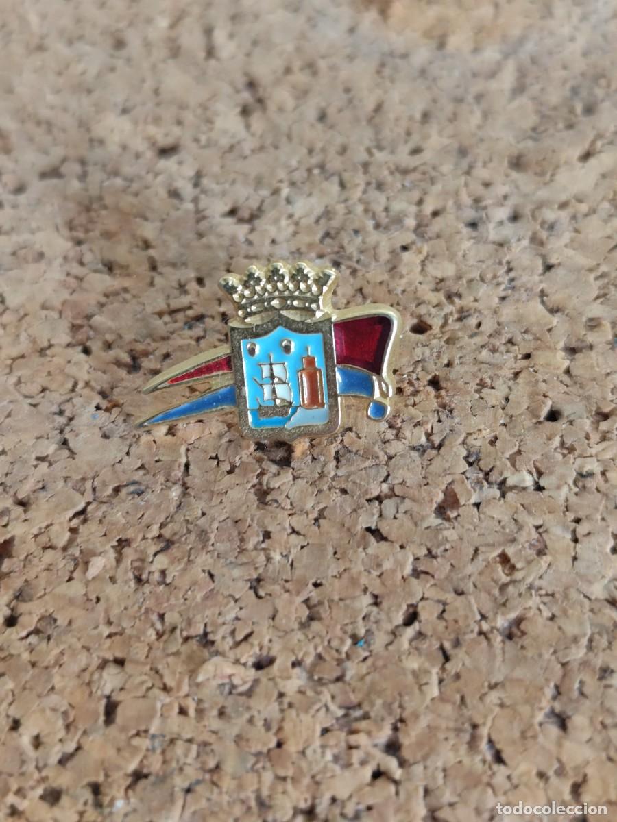 Pins de colecci&oacute;n: 2 Pin met&aacute;lico heraldico Santander