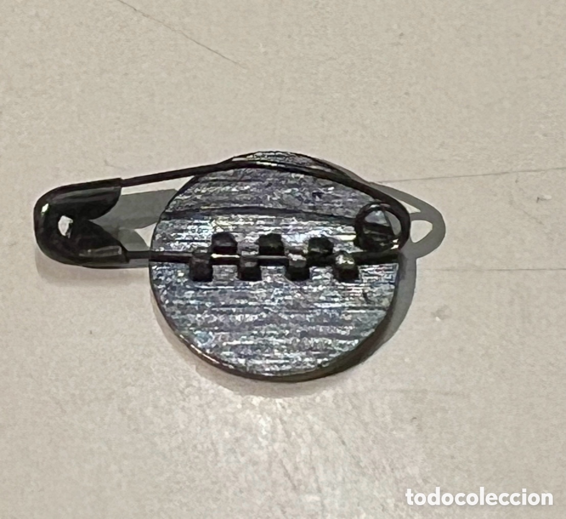 Pins de colecci&oacute;n: Pin / Alfiler. PULL & BEAR. Metal. 1991. - Foto 2