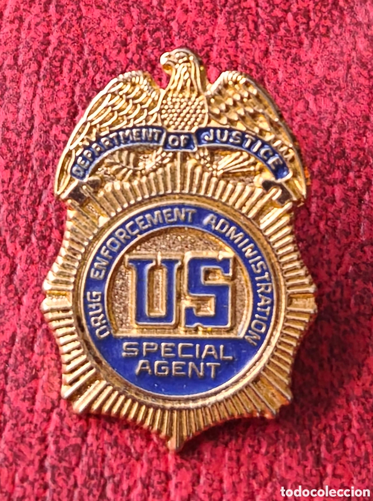Pins de colecci&oacute;n: EEUU. Credencial DEA