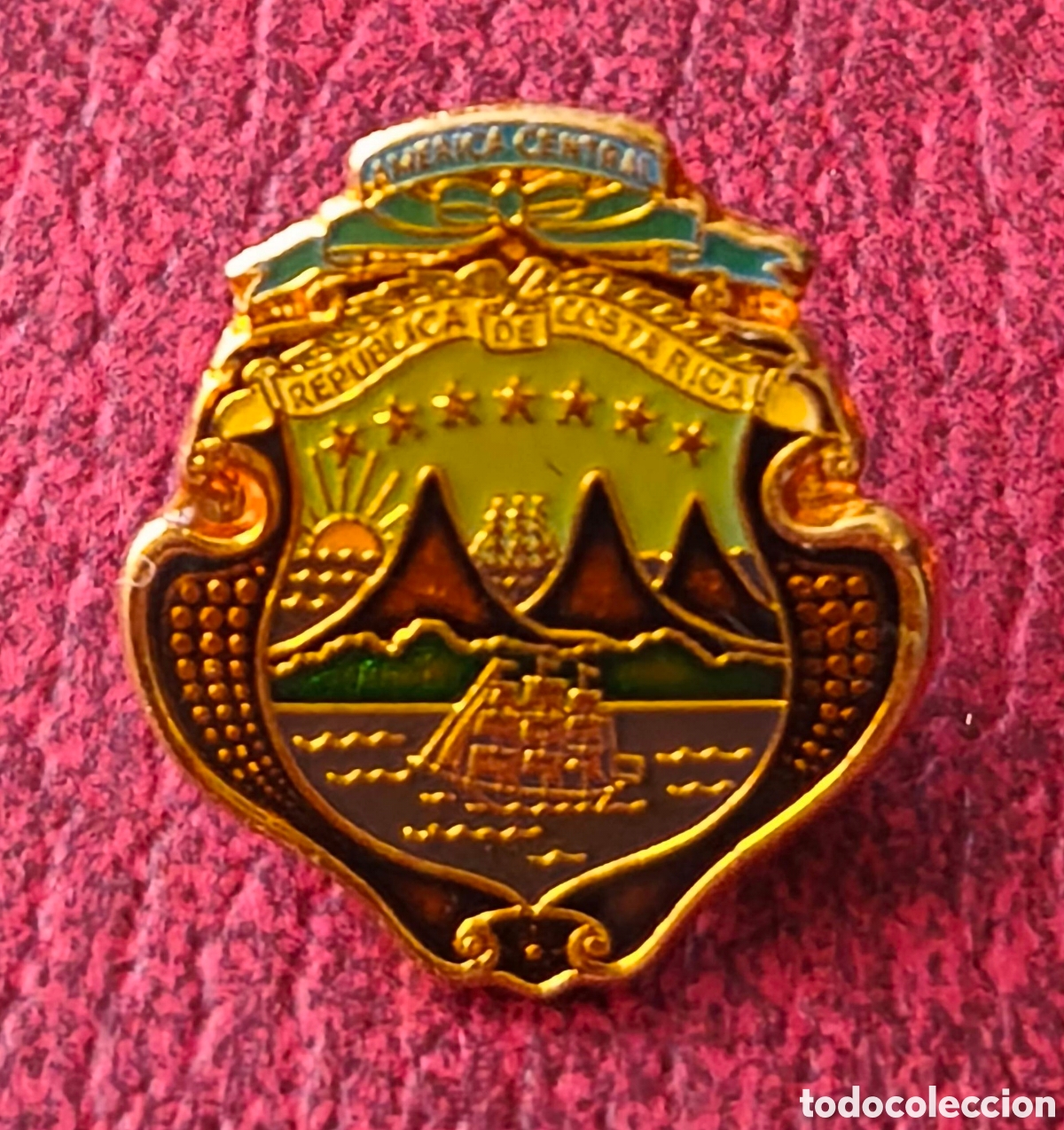 Pins de colecci&oacute;n: Costa Rica. Pin. Escudo
